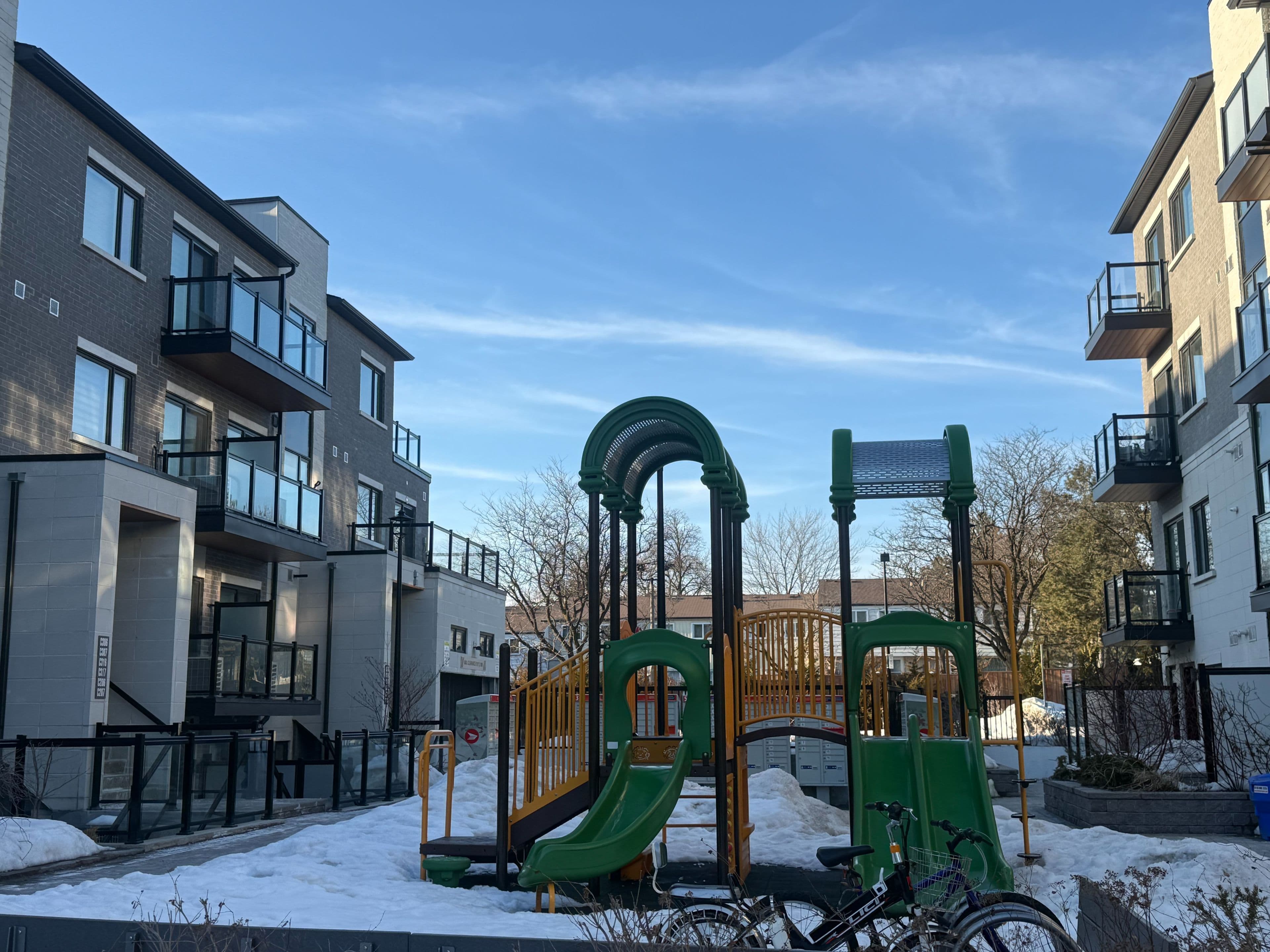 60 Morecambe Gate C319, Toronto E05, ON M1W 0A9