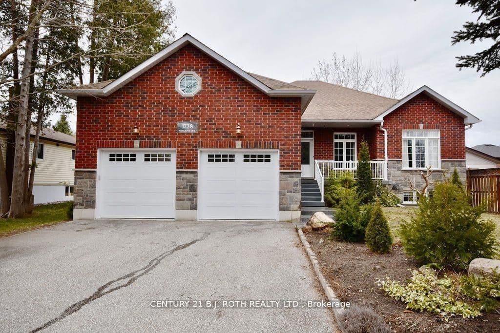 1738 Wingrove Avenue, Innisfil, ON L9S 1S4