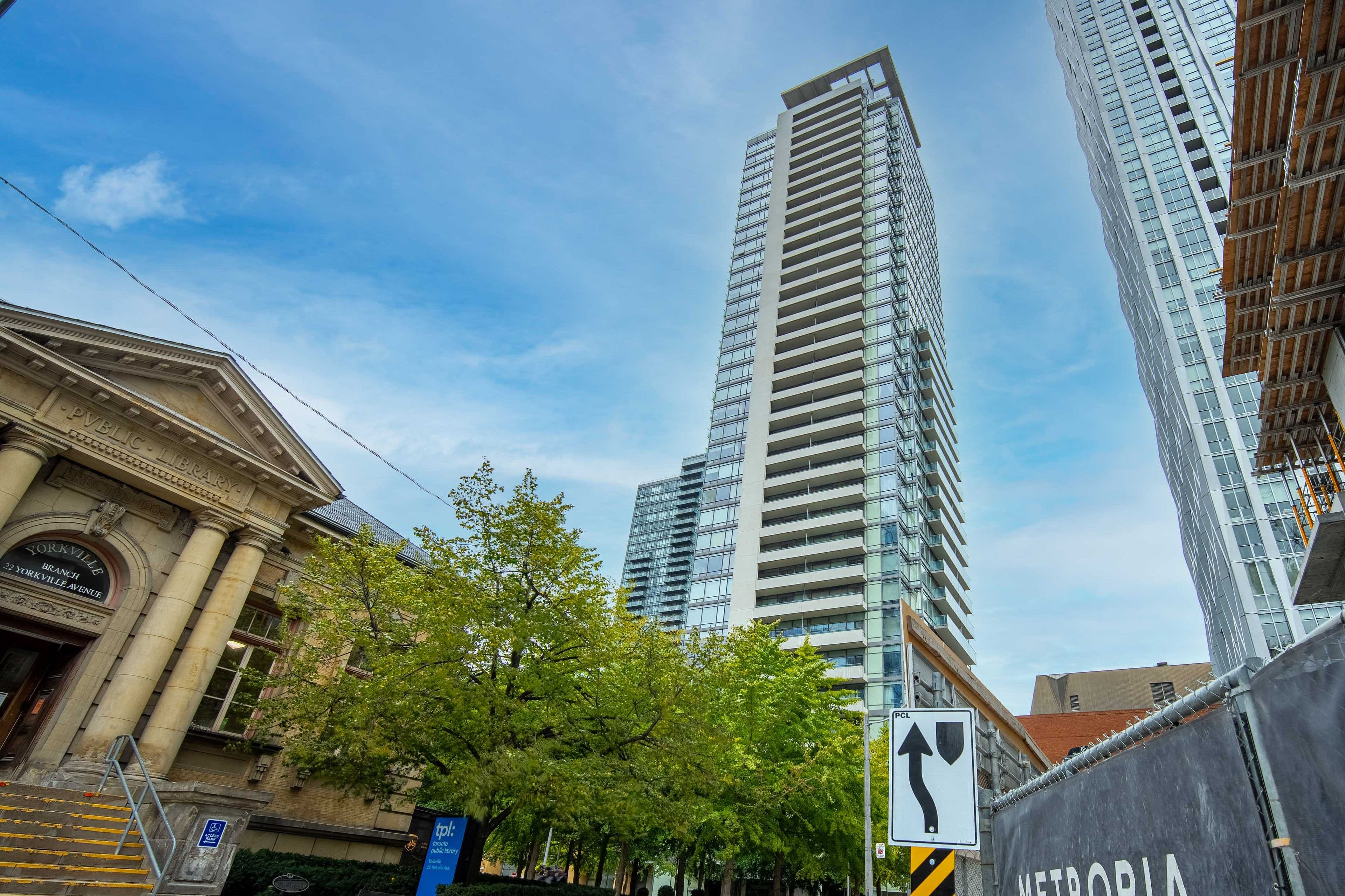 18 Yorkville Avenue 1707, Toronto C02, ON M4W 3Y8