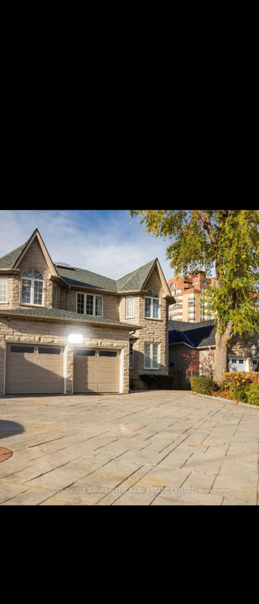 57 Fairview Road W, Mississauga, ON L5B 1K7