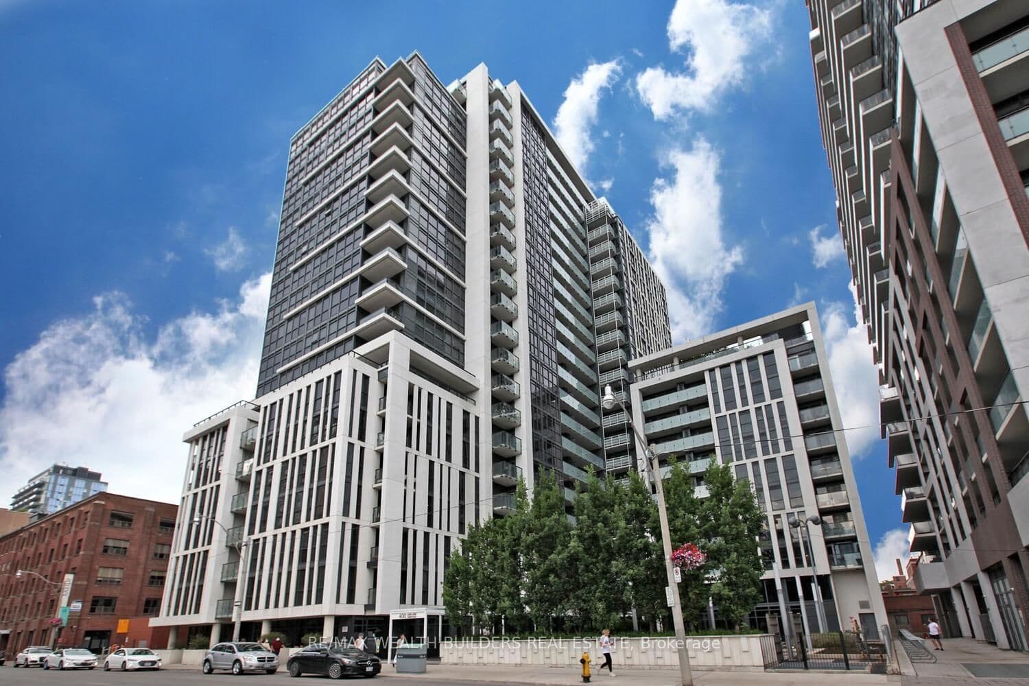 400 Adelaide Street E 901, Toronto C08, ON M5A 1N4