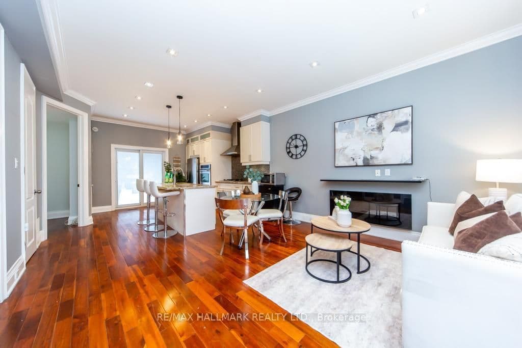 226 Ritson Road S, Oshawa, ON L1H 5H7