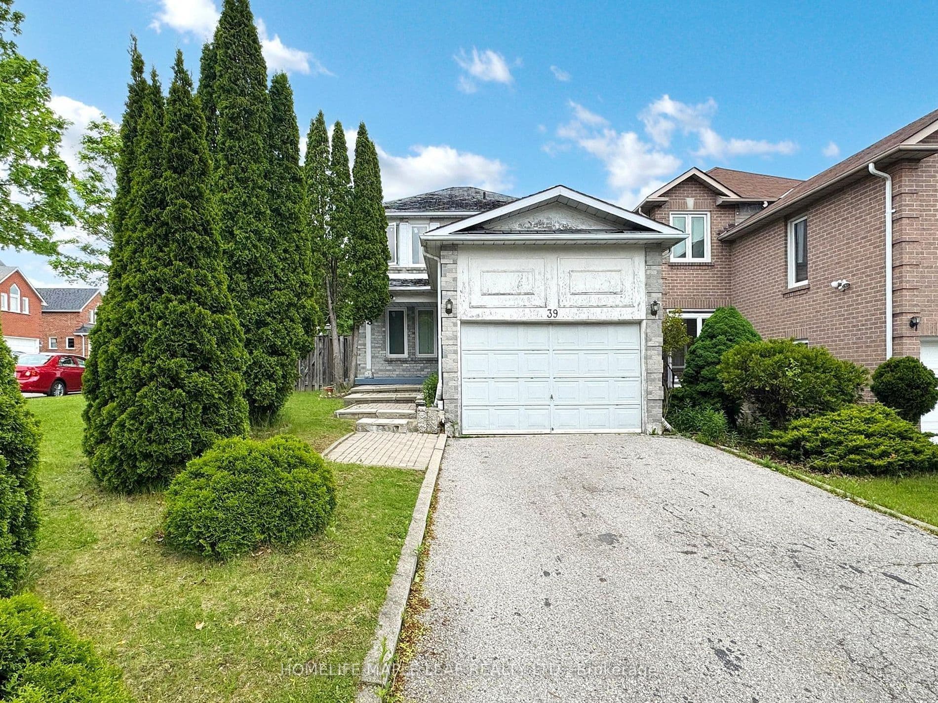39 Lamay Crescent, Toronto E11, ON M1X 1J2
