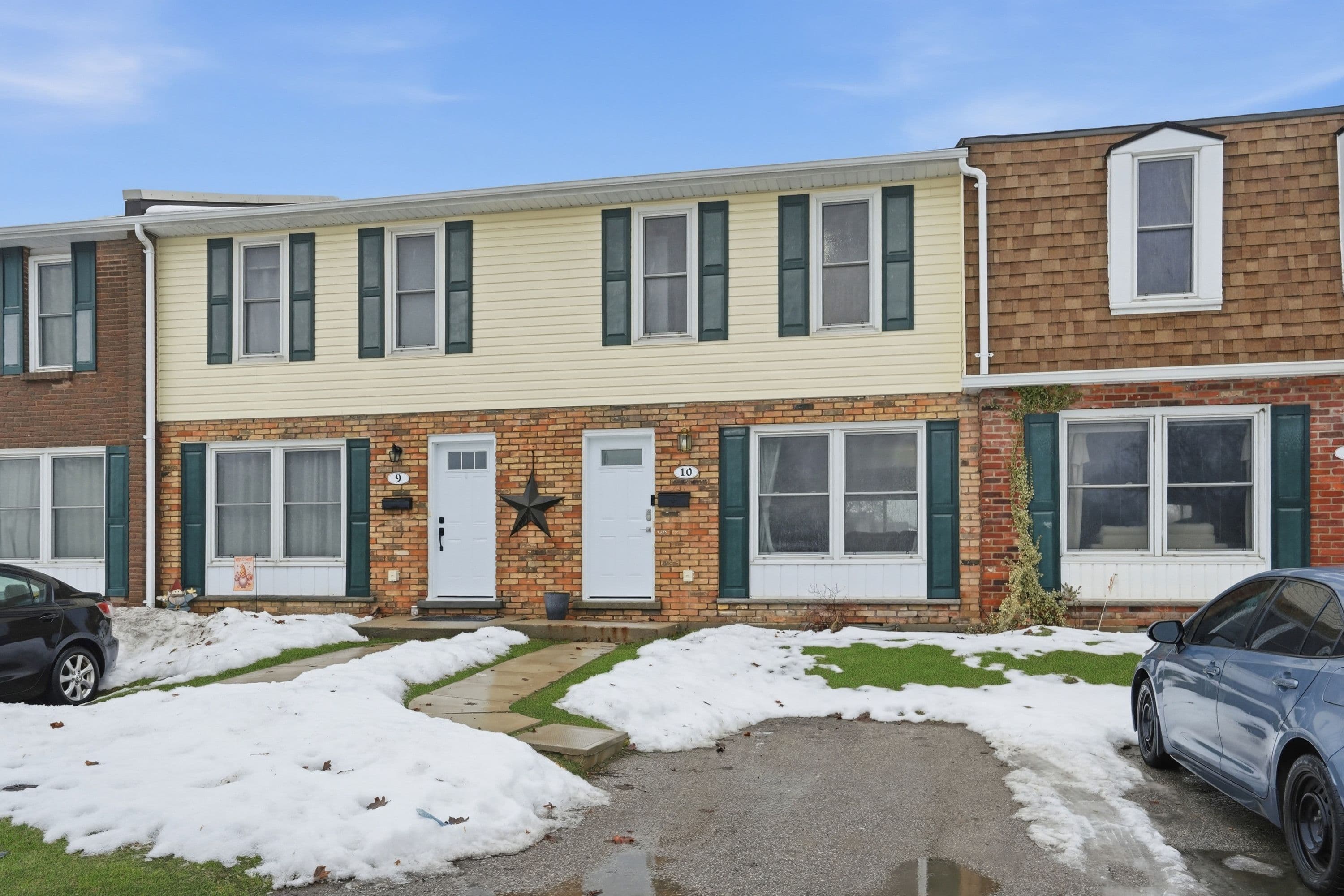 596 Grey Street 10, Brantford, ON N3S 4Y1