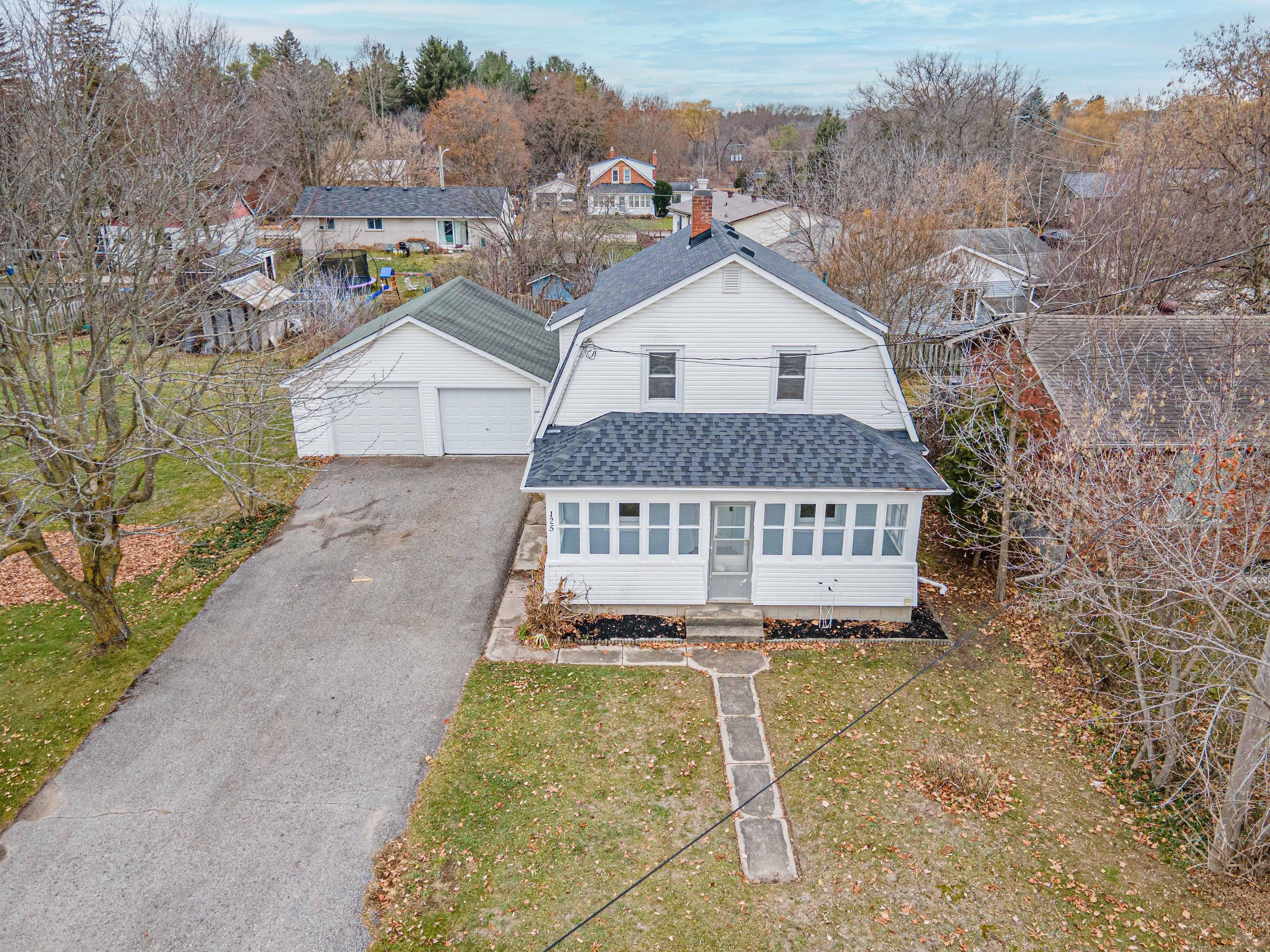 125 Raglan Street, Essa, ON L0M 1B0