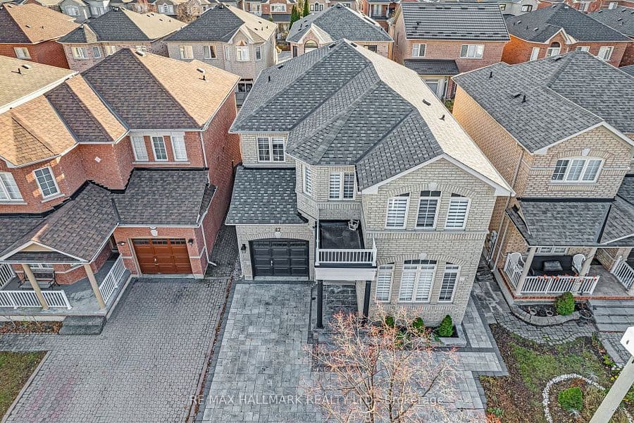 47 Amparo Drive, Vaughan, ON L4H 2L7