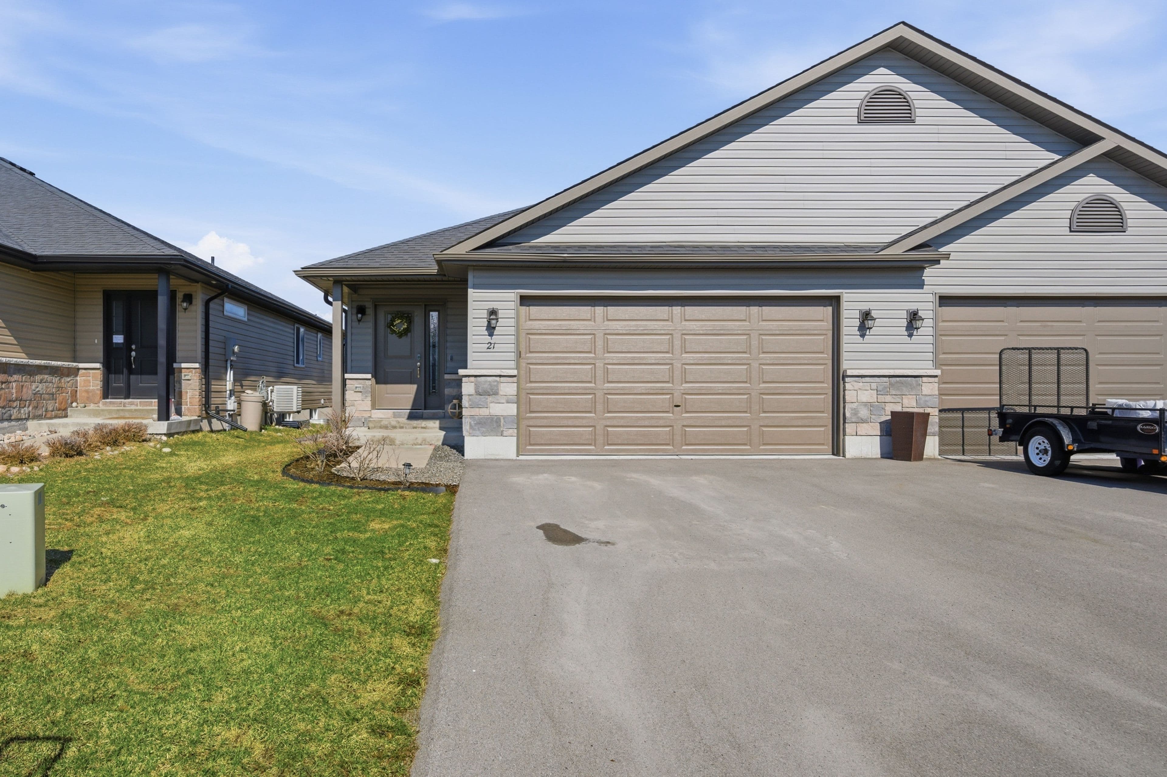 21 Lehtinen Crescent, Belleville, ON K8P 5G3