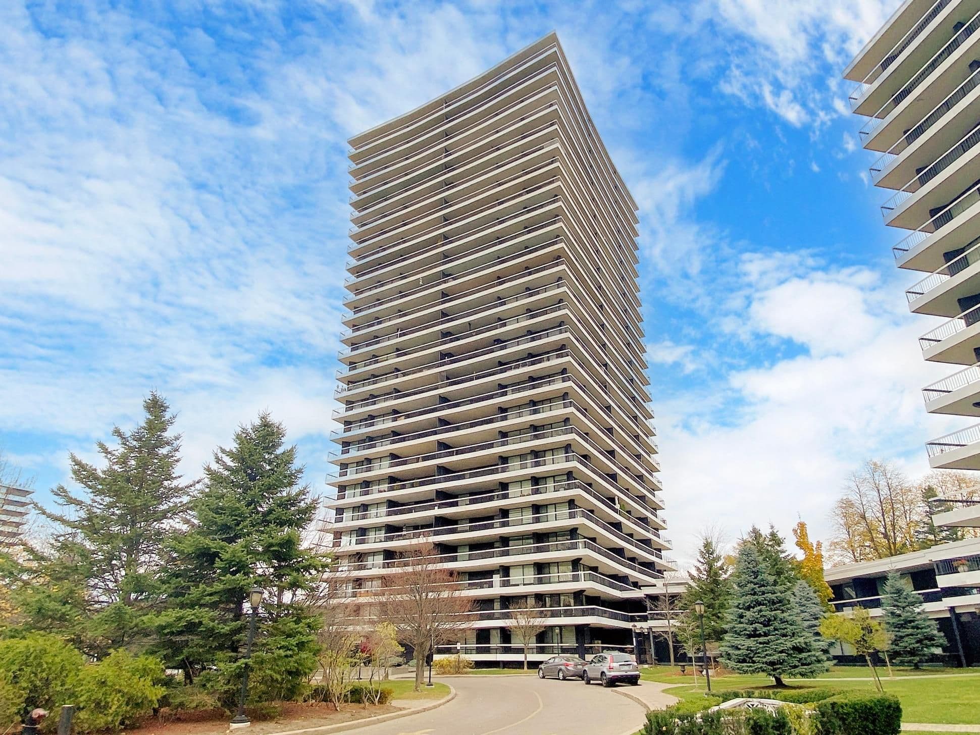 135 Antibes Drive 1706, Toronto C07, ON M2R 2Z1