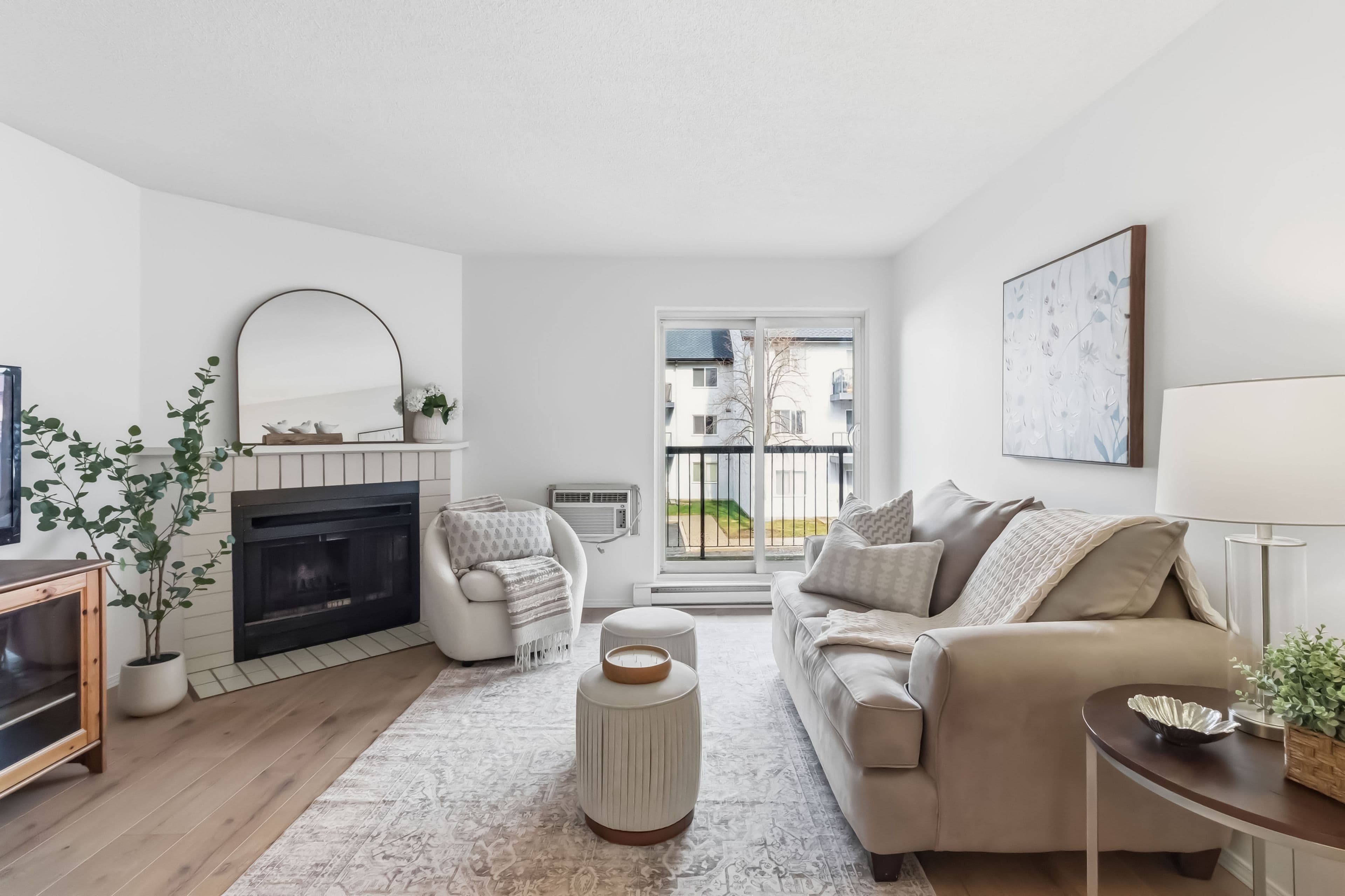 1450 Glen Abbey Gate 921, Oakville, ON L6M 2V7