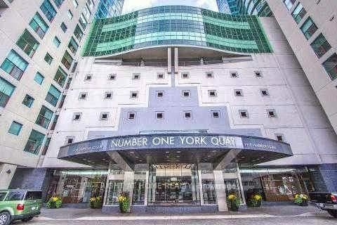 77 Harbour Square 3803, Toronto C01, ON M5J 2S2