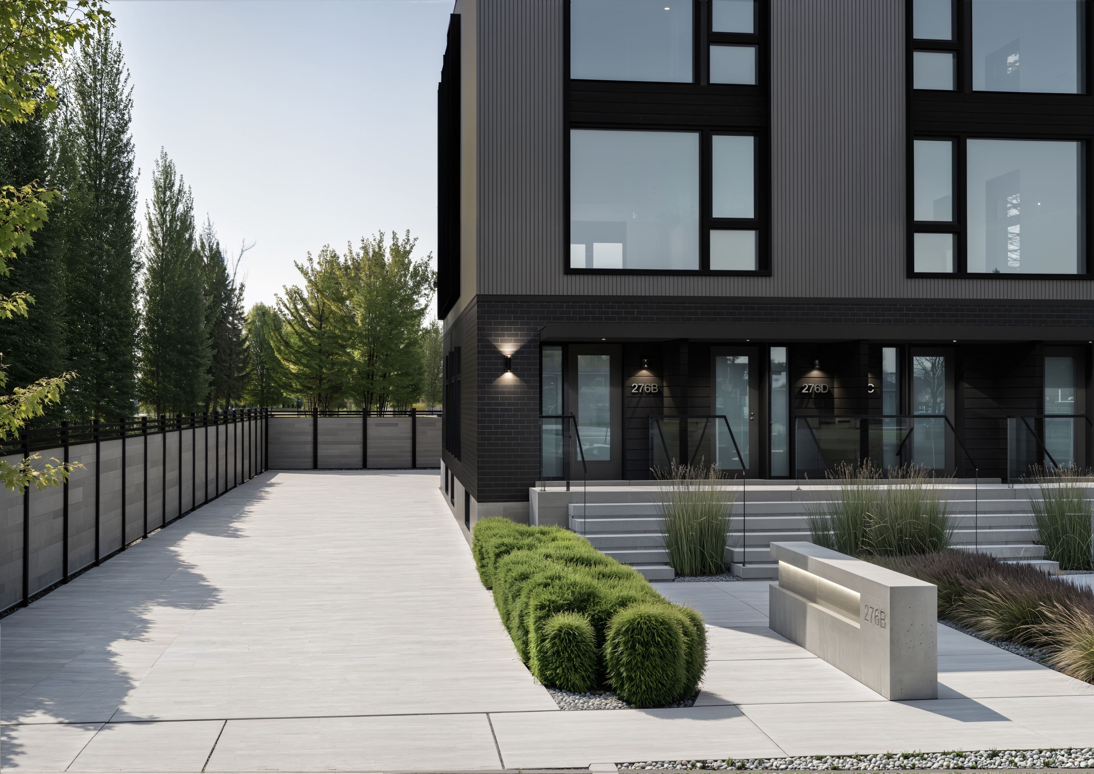 276 Lanor Avenue D, Toronto W06, ON M8W 2P9