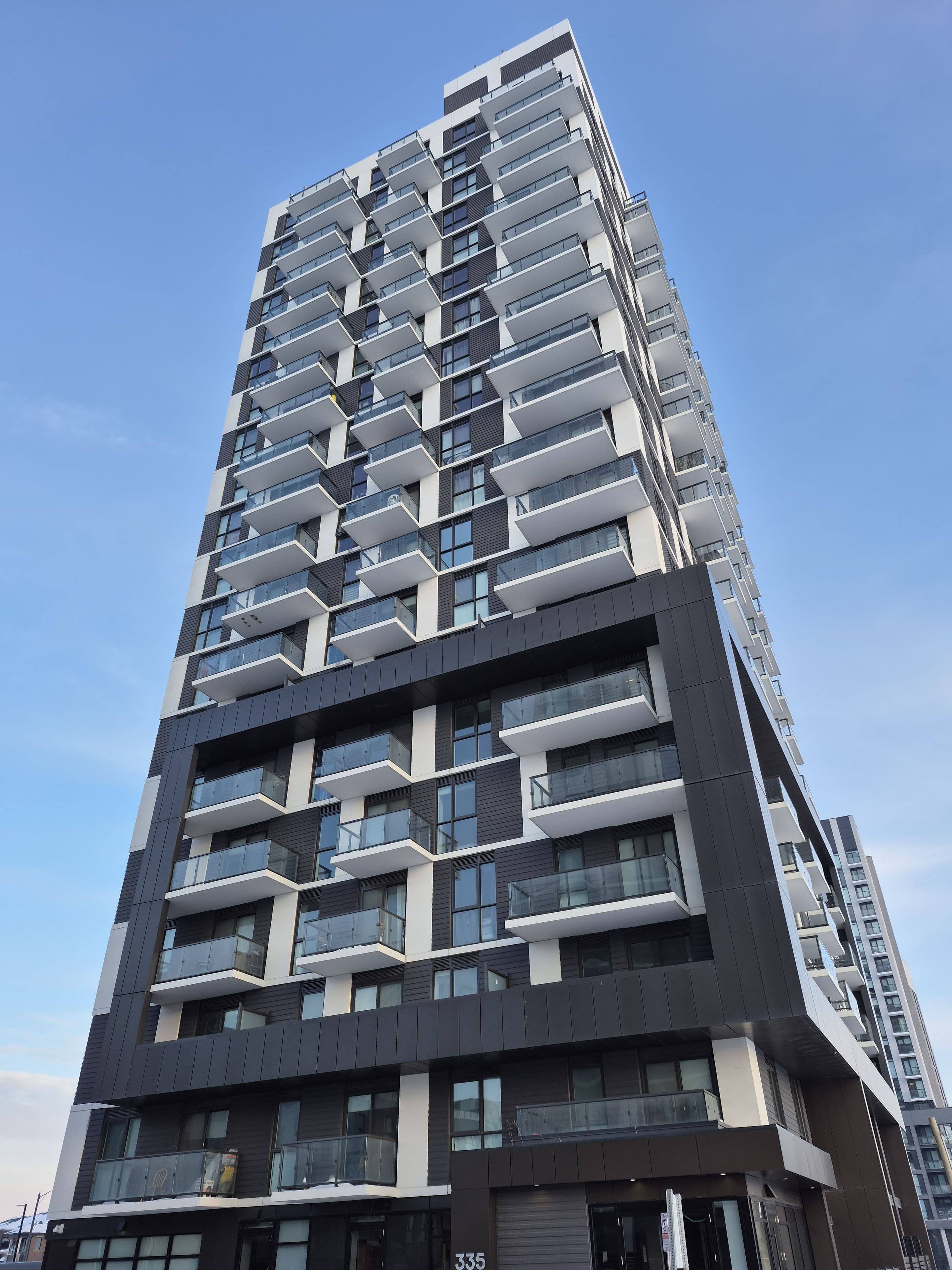 335 Wheat Boom Drive 908, Oakville, ON L6H 7X4