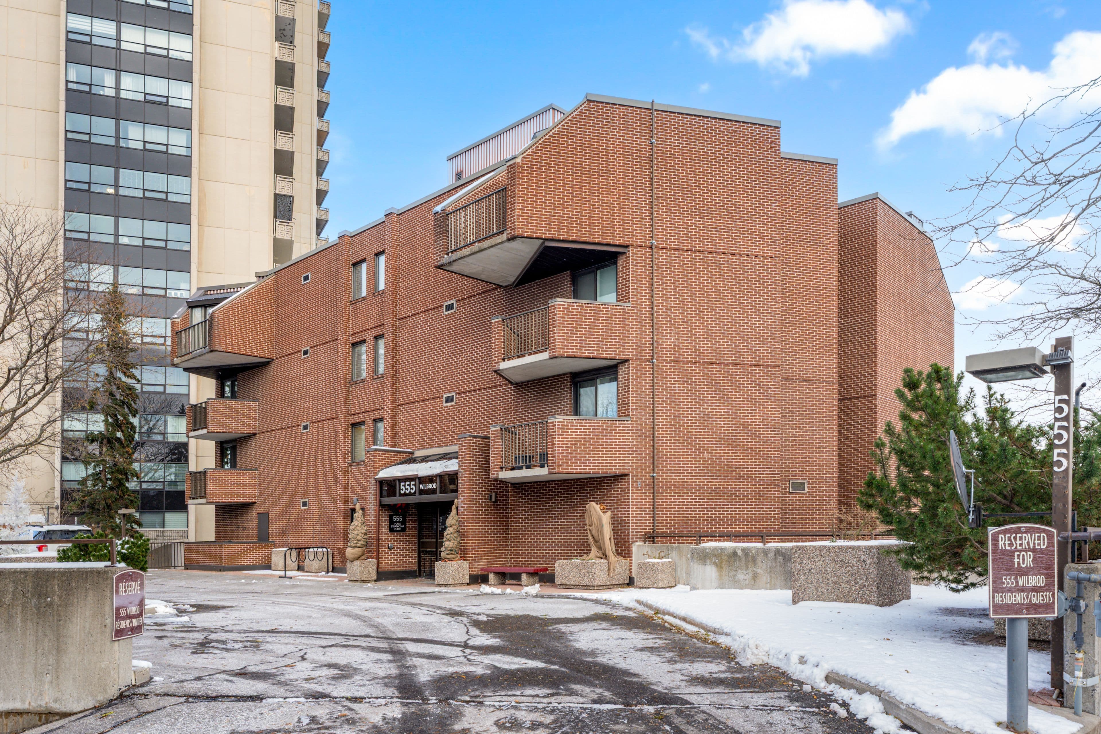 555 WILBROD Street 103, Lower Town - Sandy Hill, ON K1N 5R4
