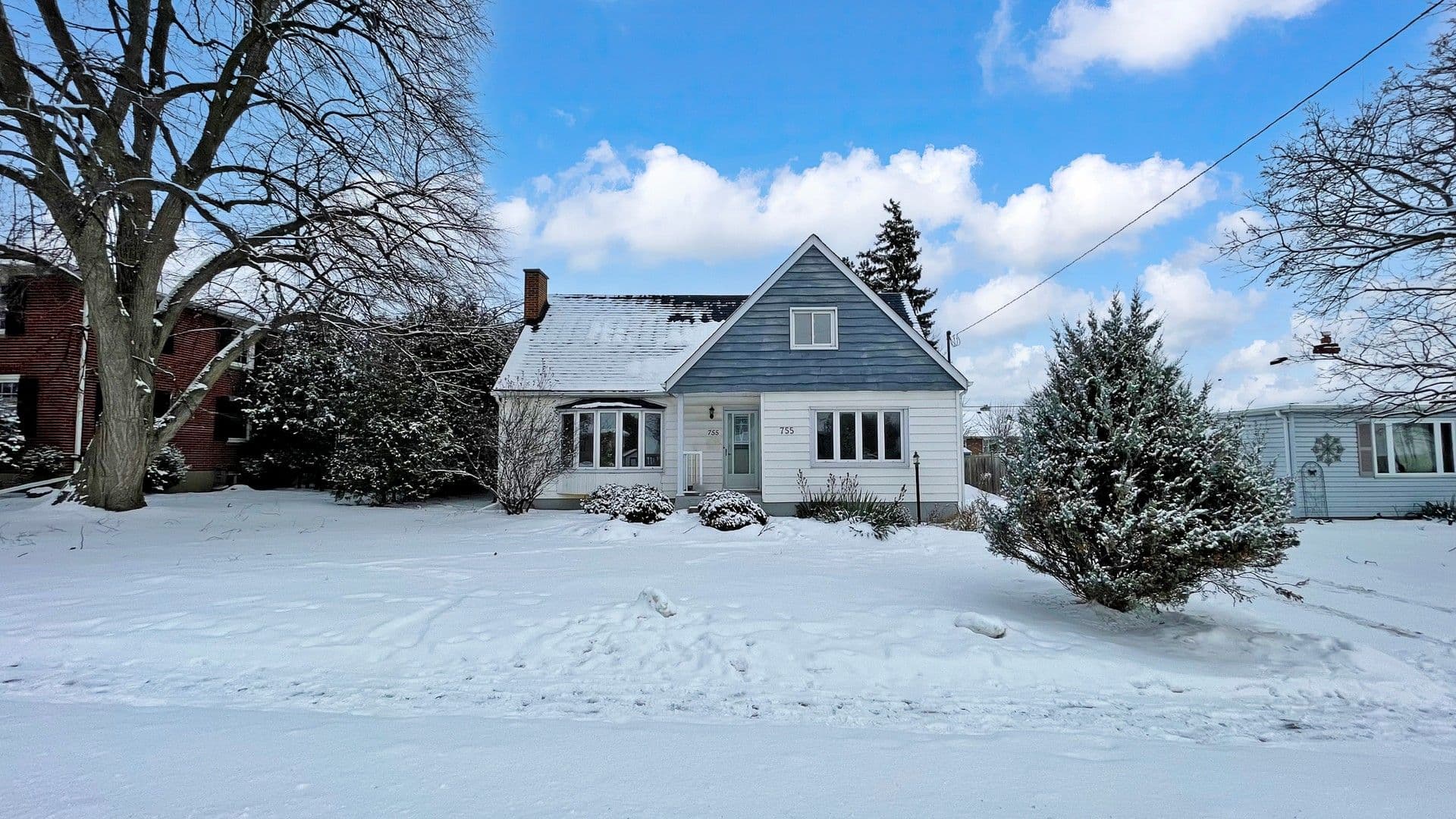 755 Somerville Street, Oshawa, ON L1G 4J4