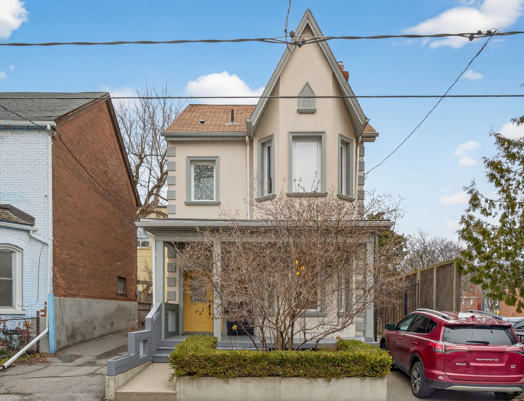 103 Manning Avenue, Toronto C01, ON M6J 2K6
