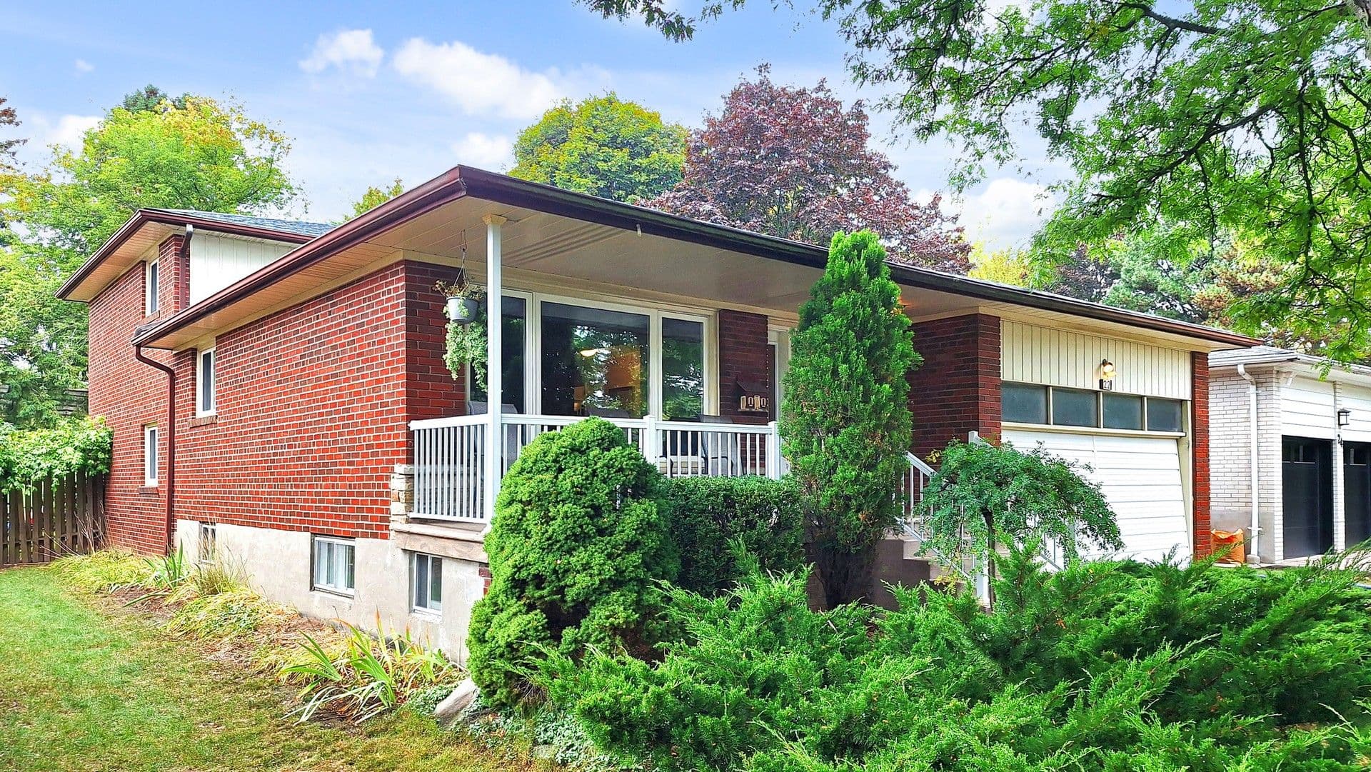 22 Coral Harbour Crescent, Markham, ON L3T 2Z7