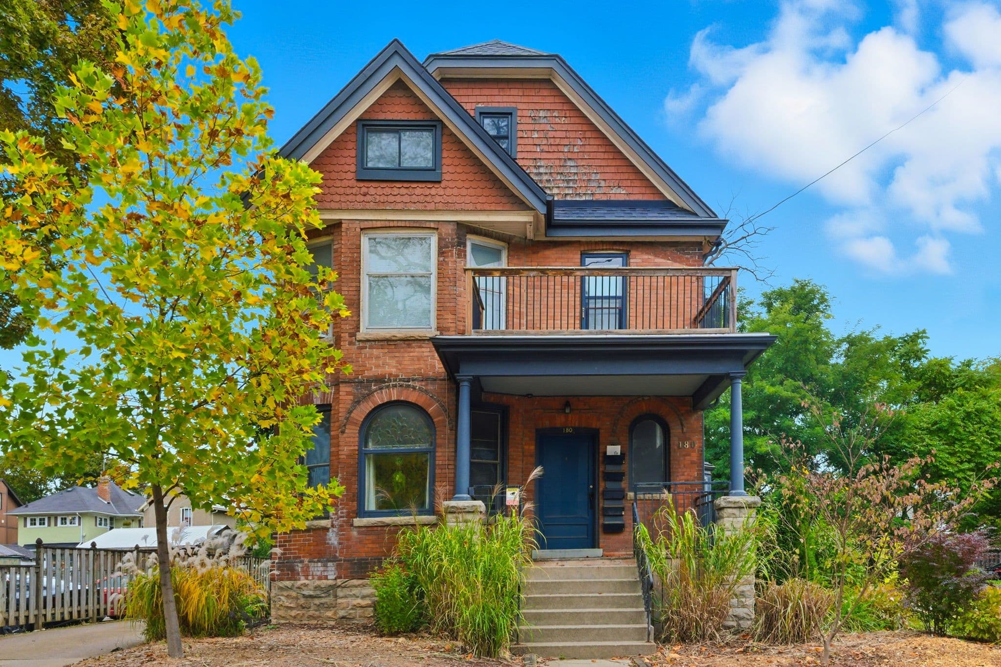 180 Ontario Street, St. Catharines, ON L2R 5K9