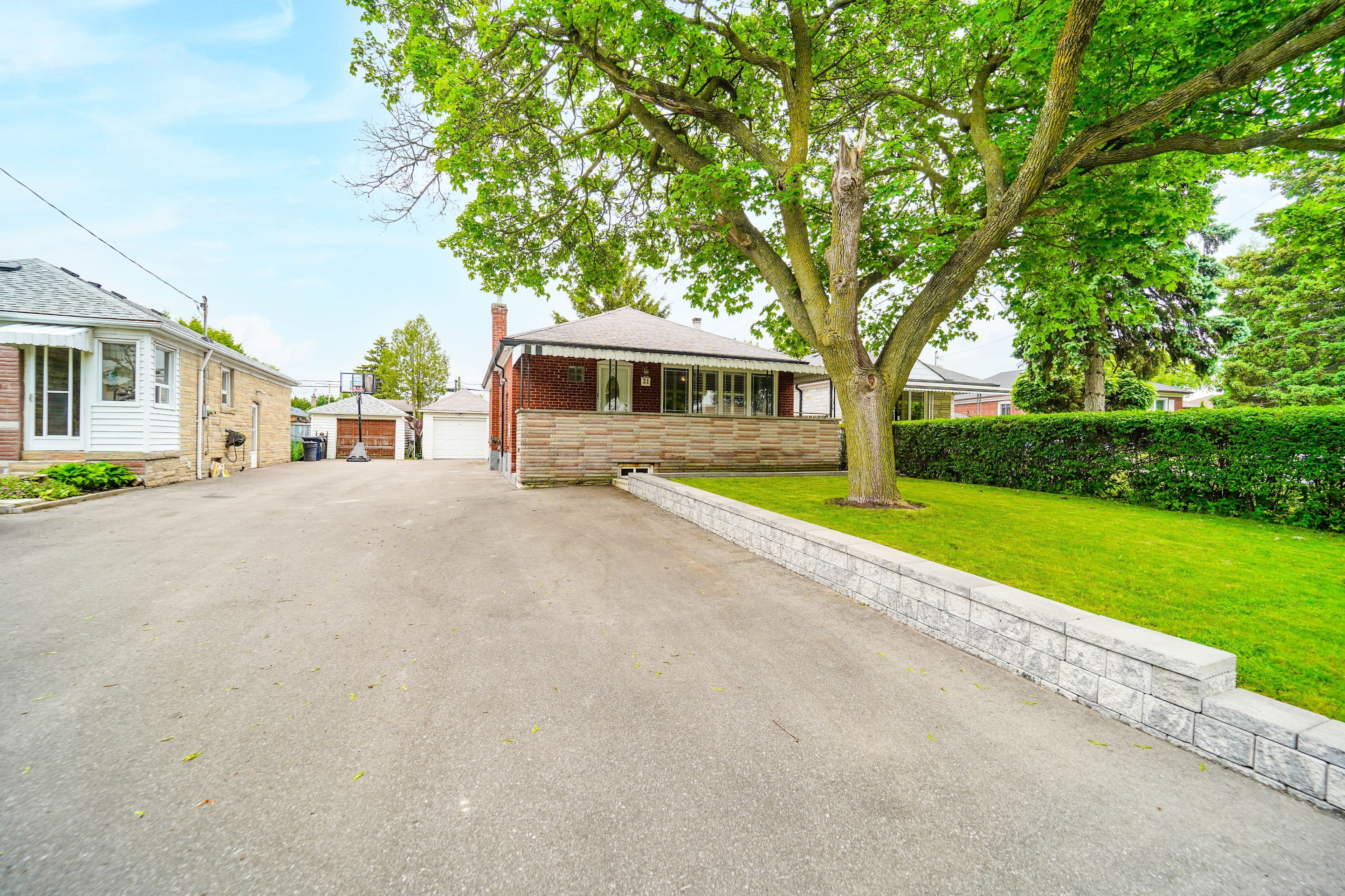 21 Miramar Crescent Lower, Toronto E09, ON M1J 1R3