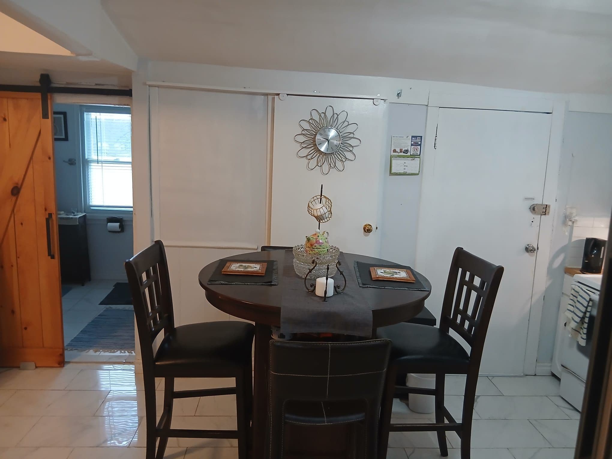 436 Elliott Street W, Windsor, ON N9A 5Z2