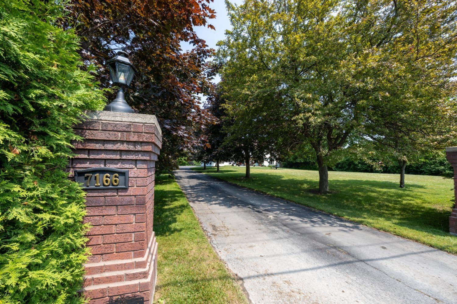 7166 Dale Road, Hamilton Township, ON L1A 3V6