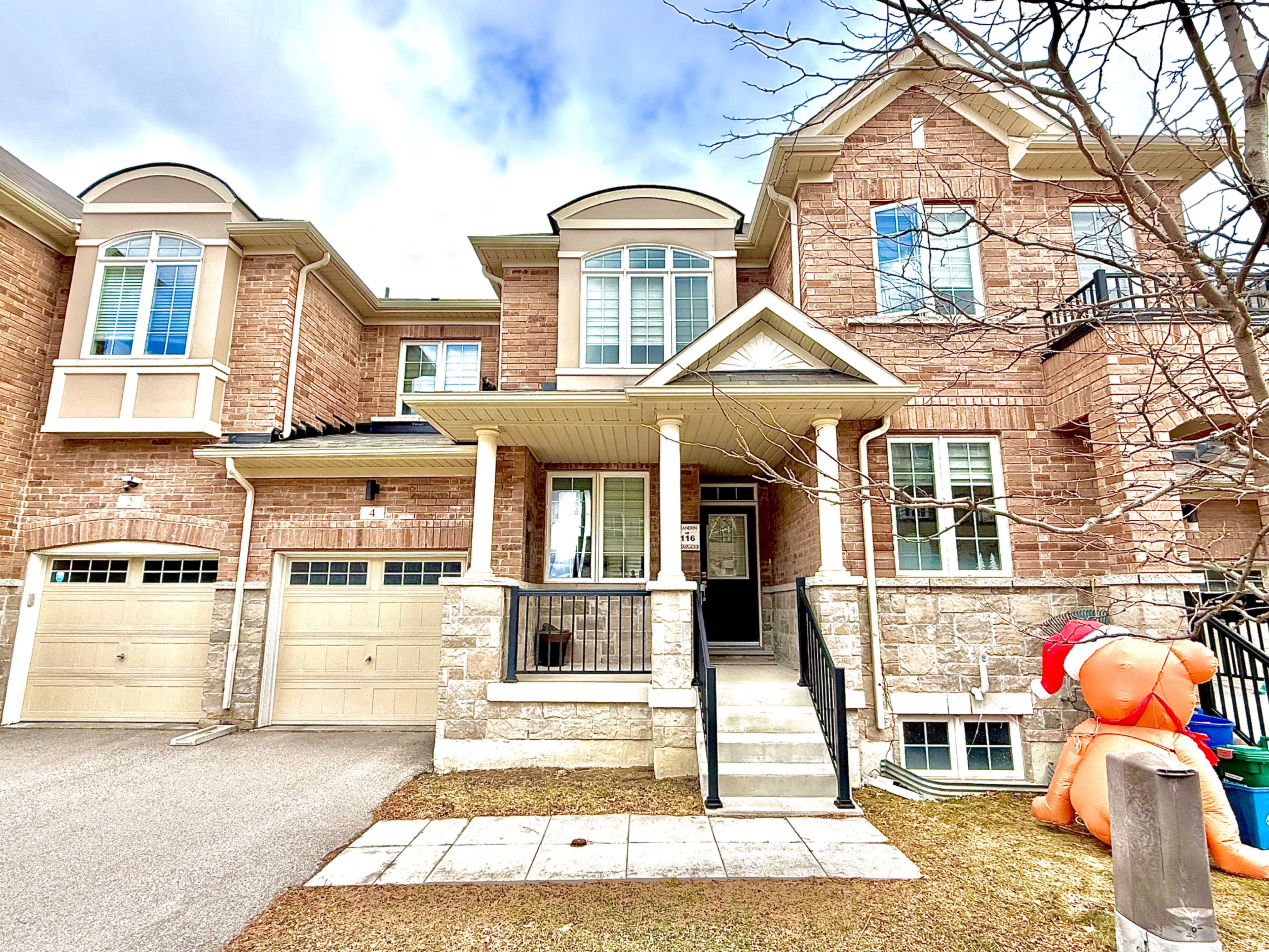 4 Sand Hill Mews, Vaughan, ON L6A 4Y4