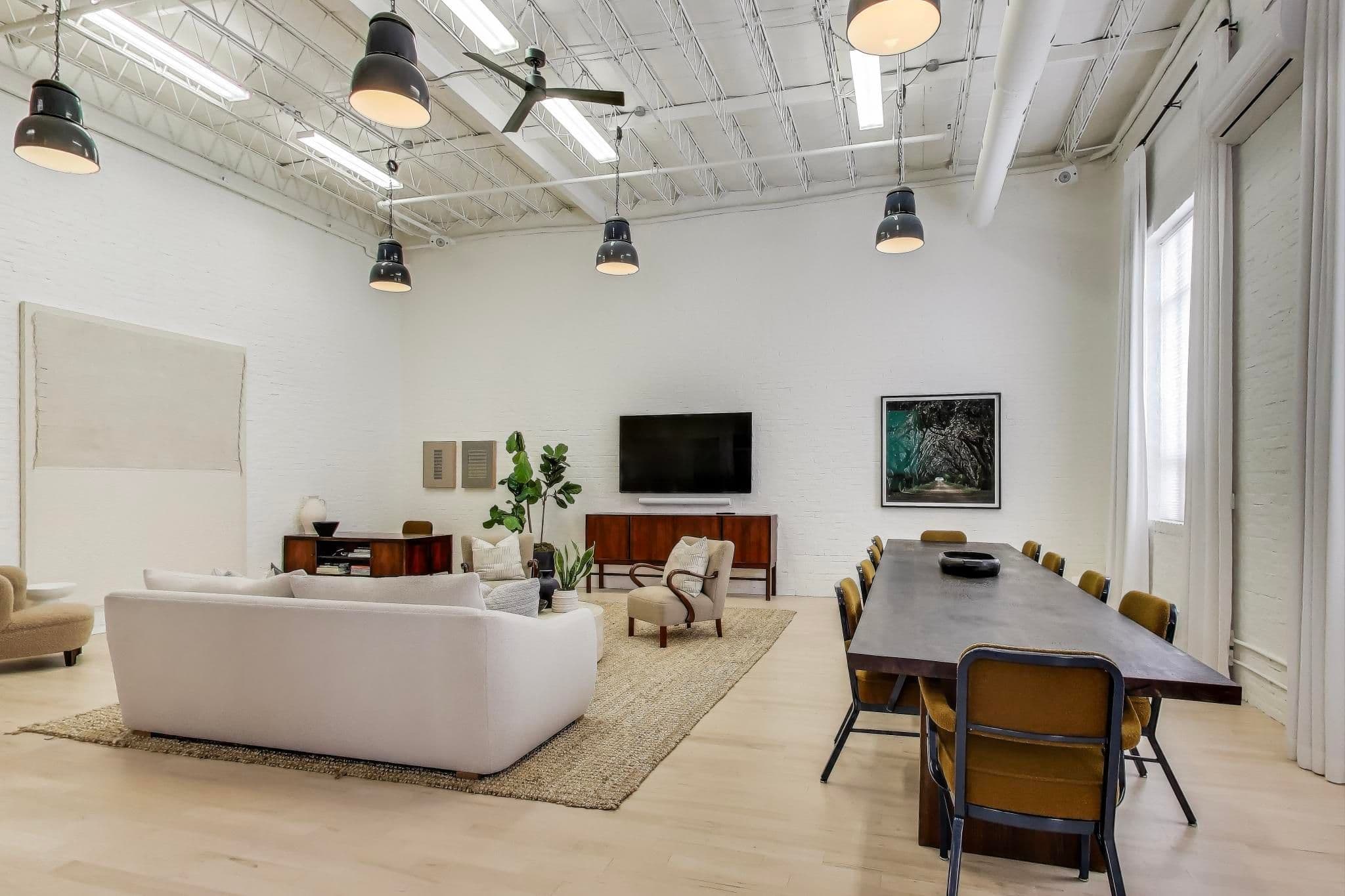 245 Carlaw Avenue 102A, Toronto E01, ON M4M 2S1