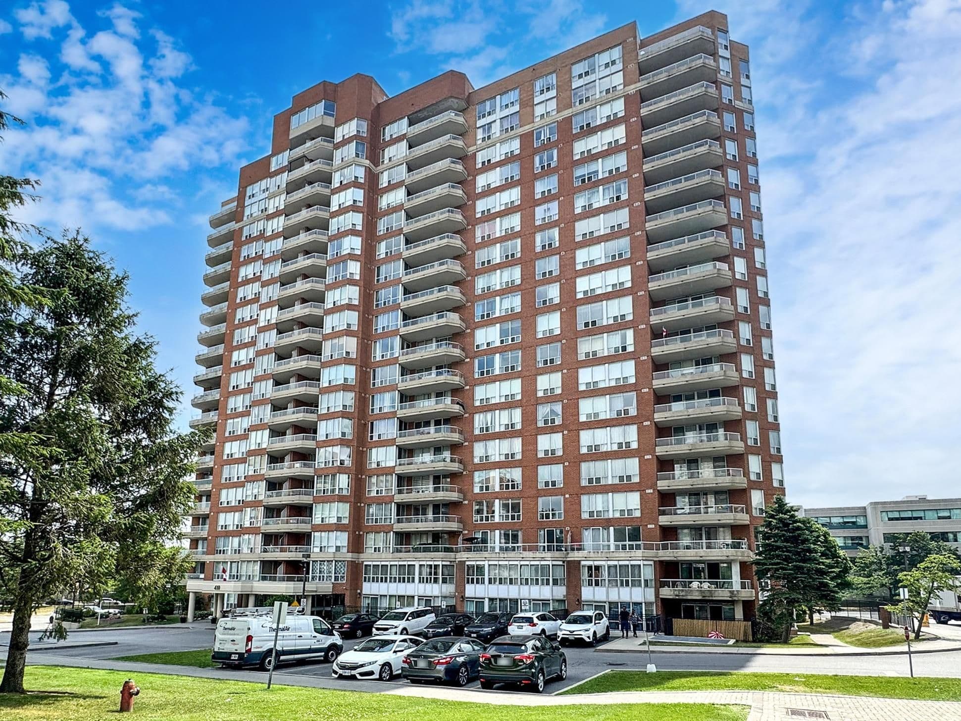 410 McLevin Avenue 602, Toronto E11, ON M1B 5J5