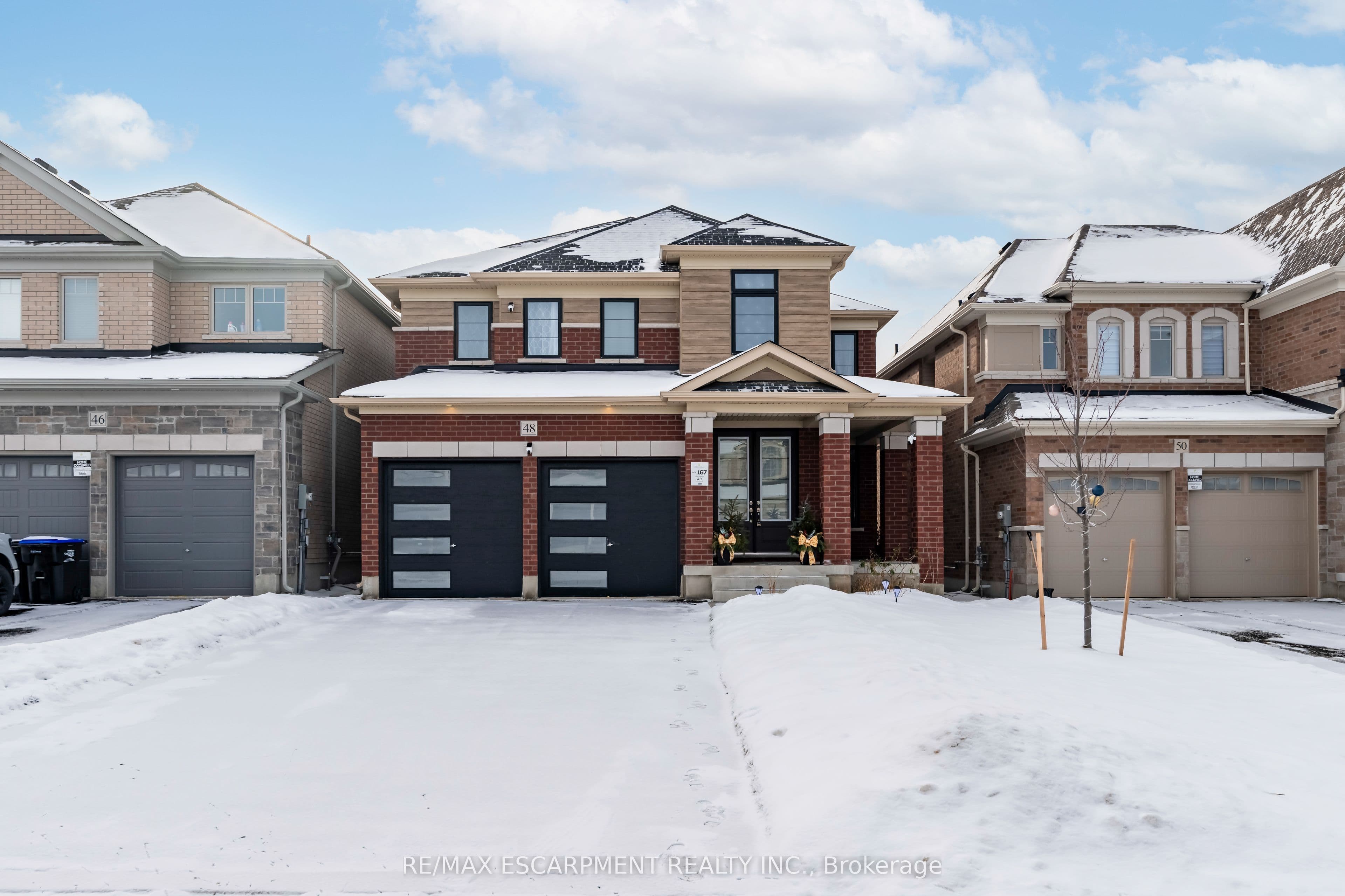 48 Sparrow Way, Adjala-Tosorontio, ON L0G 1W0