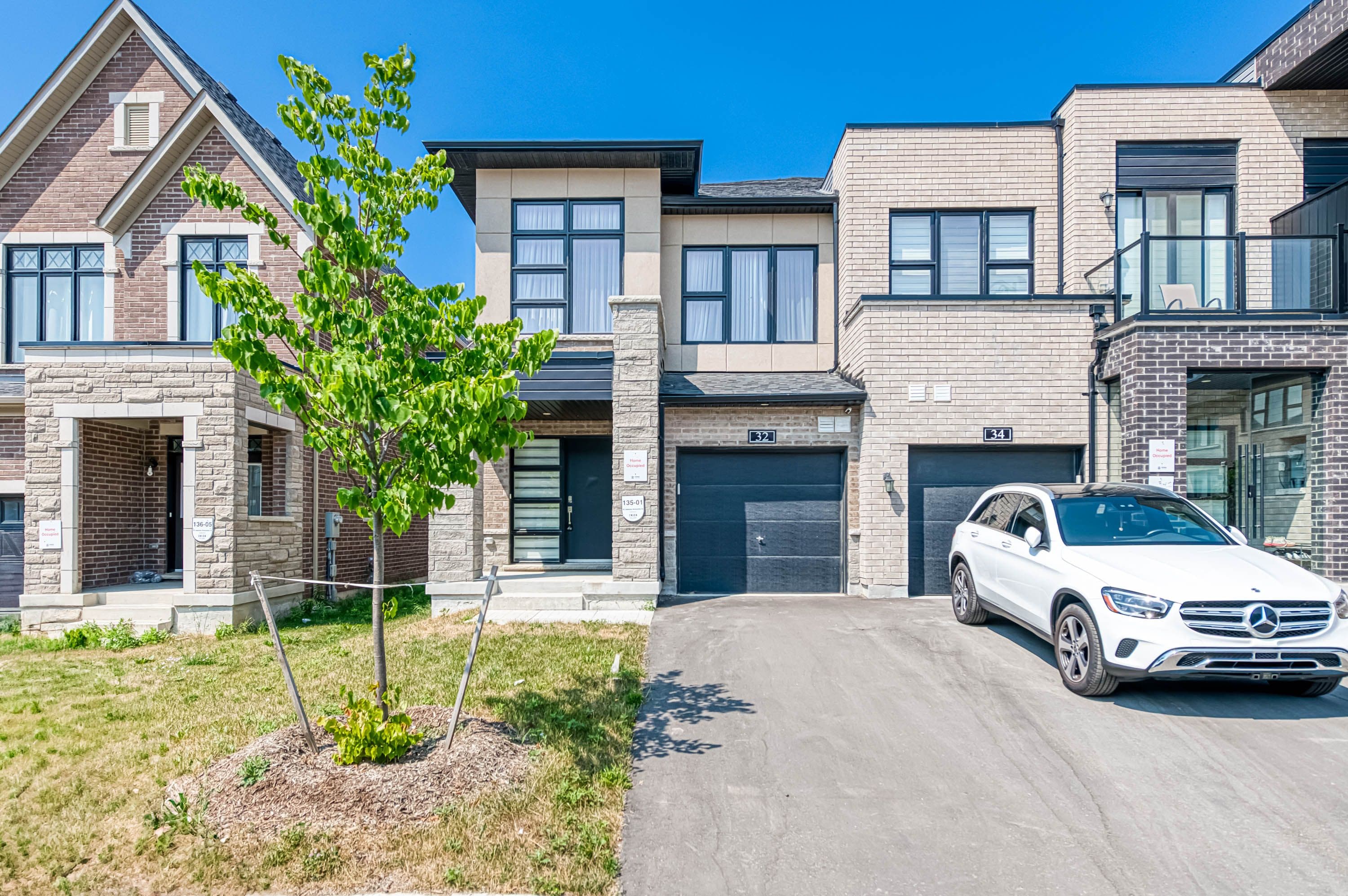 32 Jessica Antonella Street, Markham, ON L6C 3K3