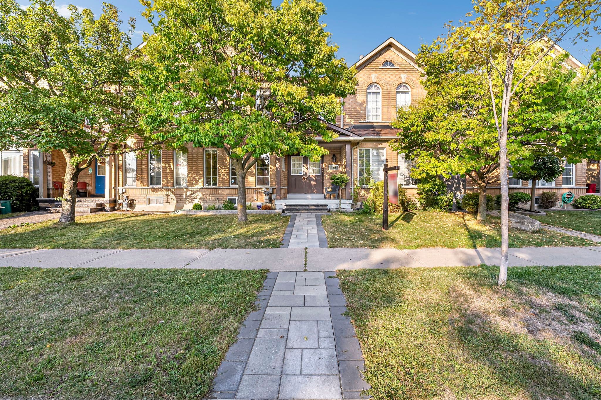 5861 Rainberry Drive, Mississauga, ON L5M 6S4