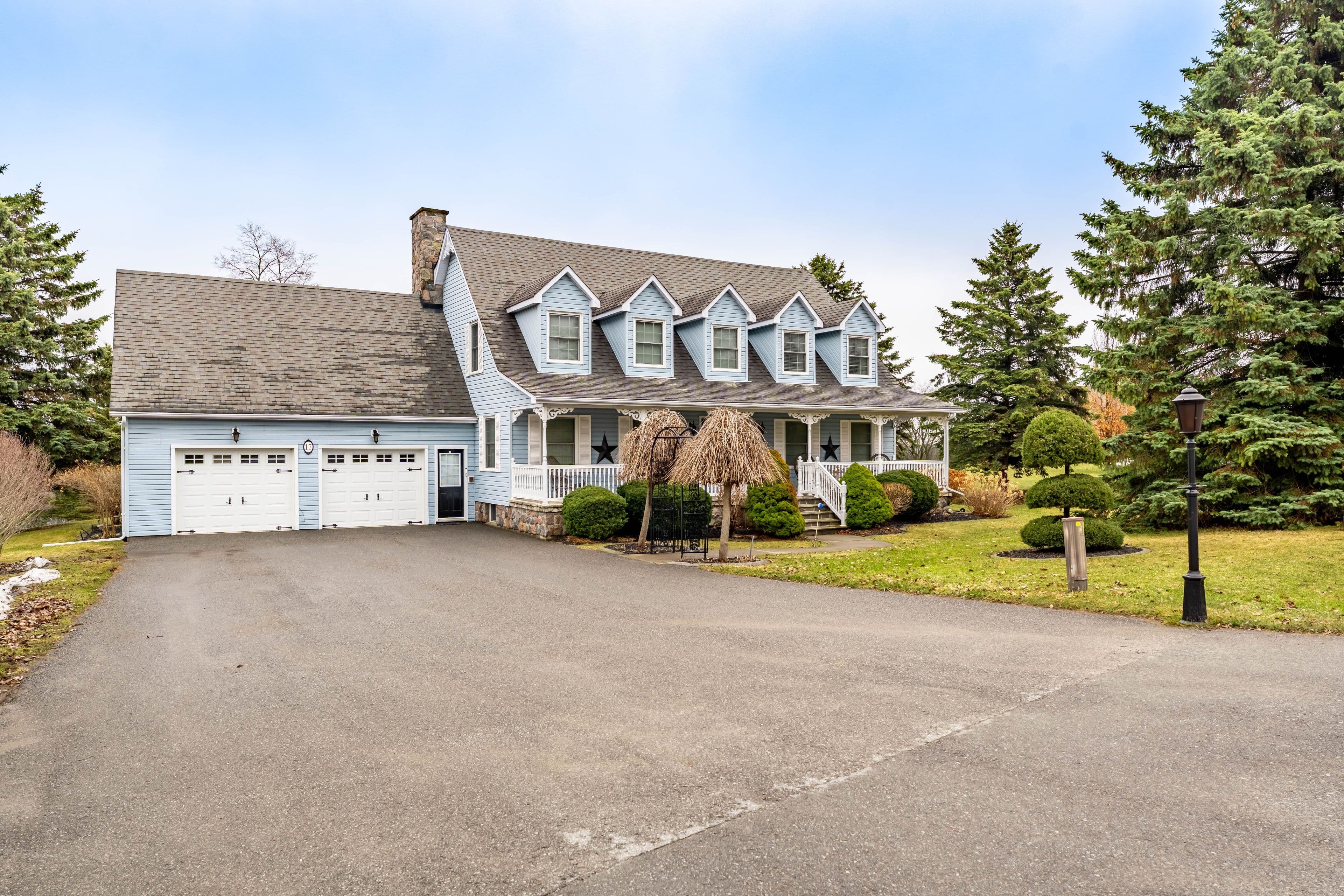 17 Forest Hill Drive, Hamilton Township, ON K9A 4J9