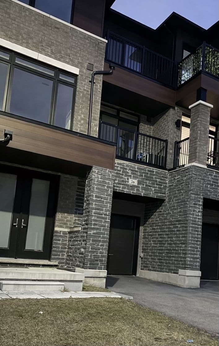 29 Giraffe Avenue, Brampton, ON L6R 1Y9