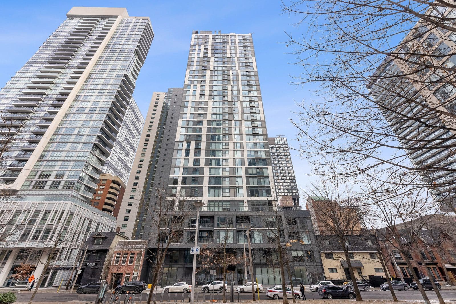 65 Mutual Street 2209, Toronto C08, ON M5B 0E5