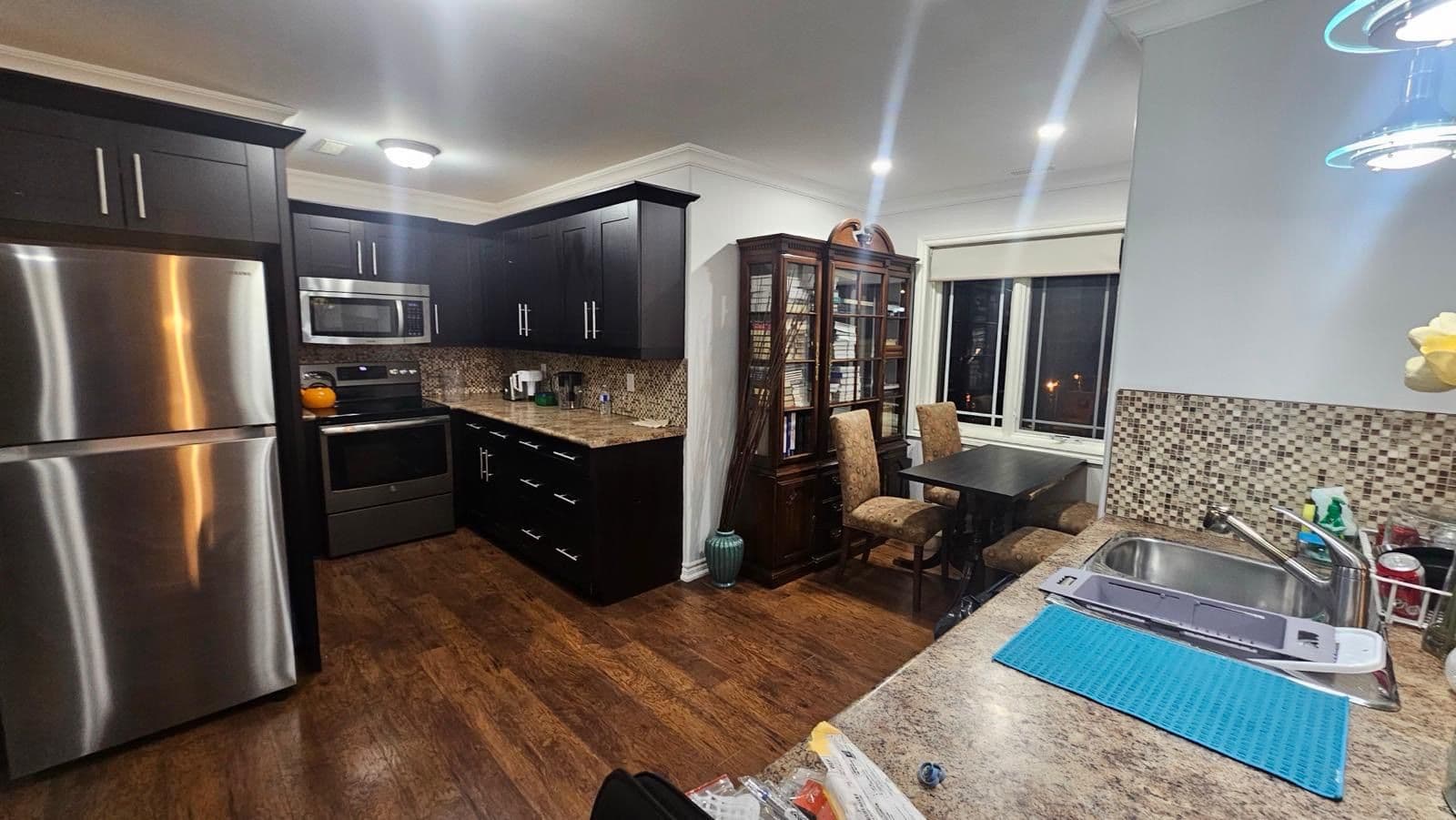 5164 New St Upper level Street, Burlington, ON L7L 1V4