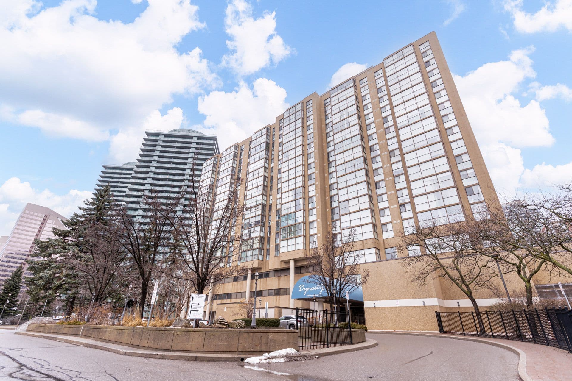 5460 Yonge Street 501, Toronto C07, ON M2N 6K7