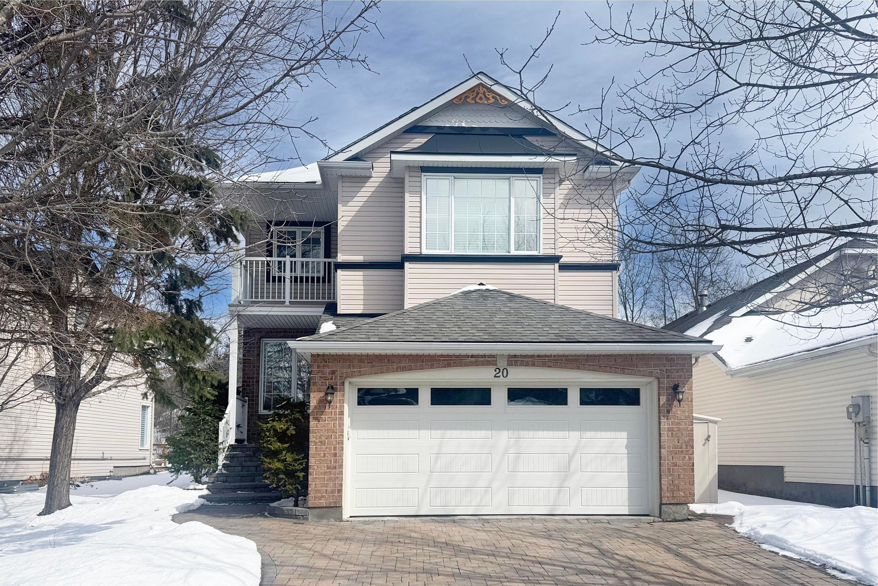 20 EVANSHEN Crescent, Kanata, ON K2K 2Z6