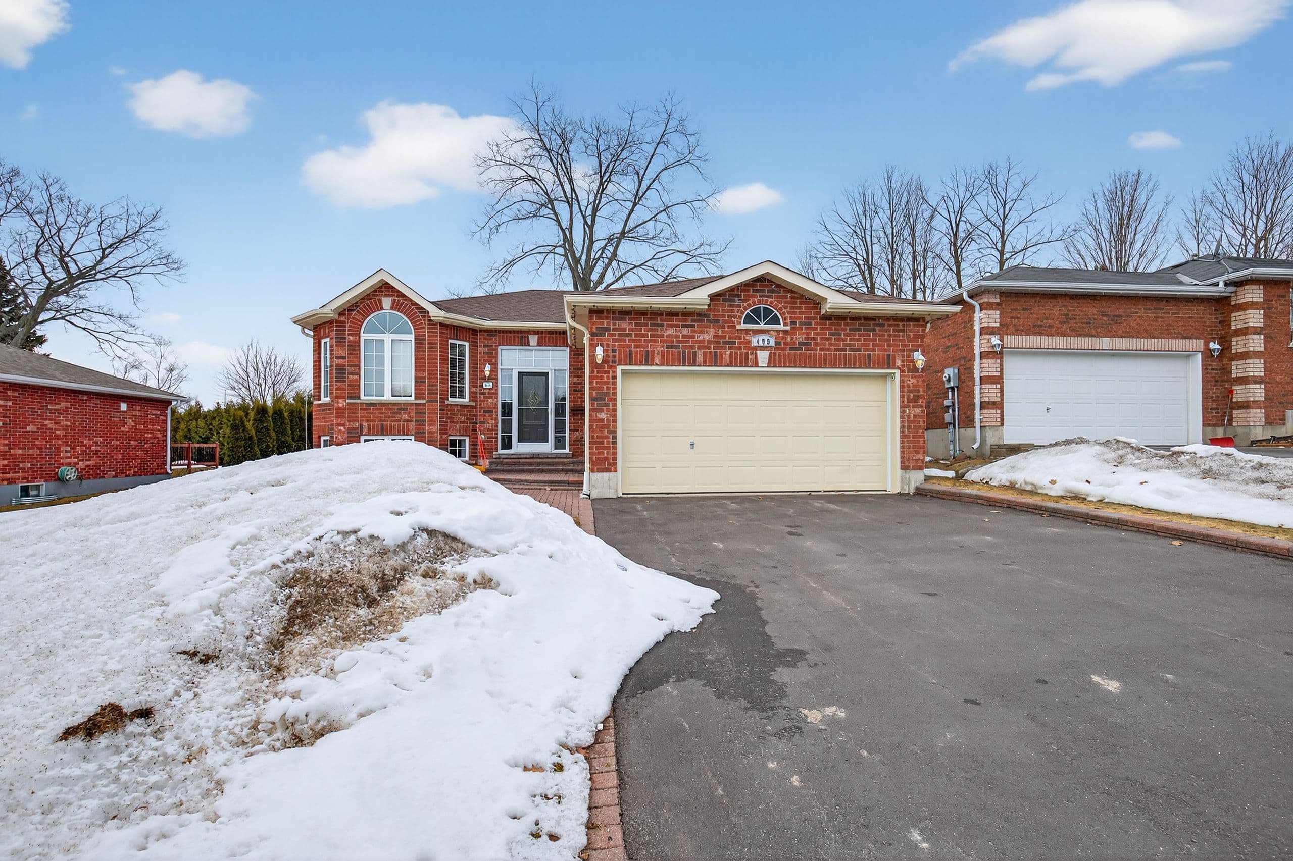495 Shewfelt Crescent, Midland, ON L4R 5N8