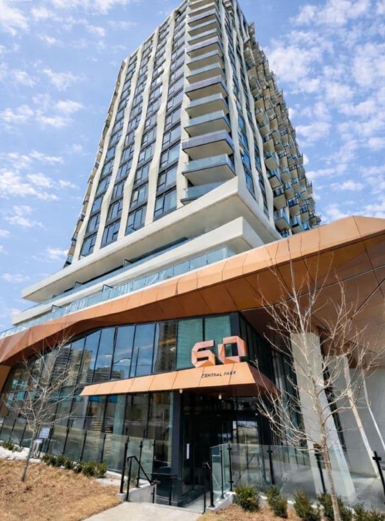60 Central Park Road Way 2008, Toronto W08, ON M9A 3K1
