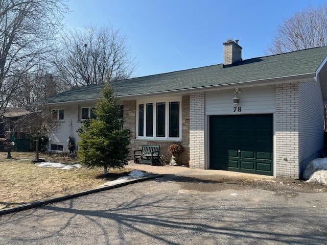 78 Belfry Drive Basement, Newmarket, ON L3Y 3G1