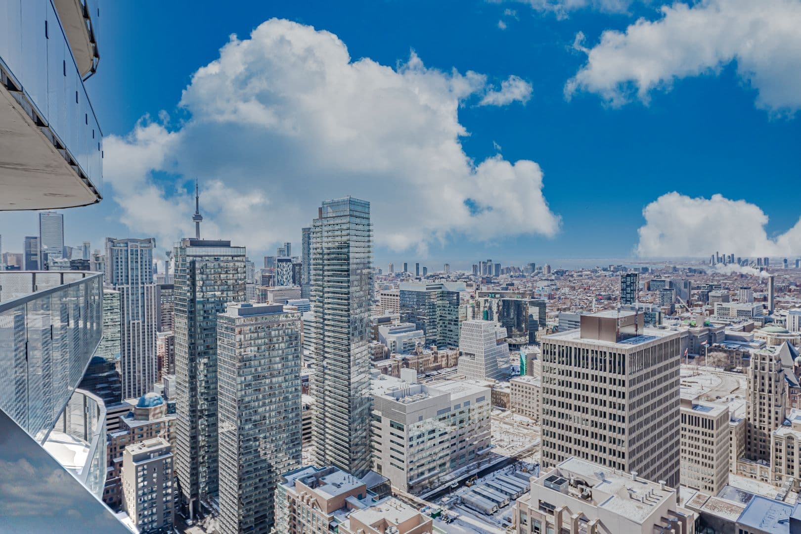 11 Wellesley Street W 4206, Toronto C01, ON M4Y 0G4