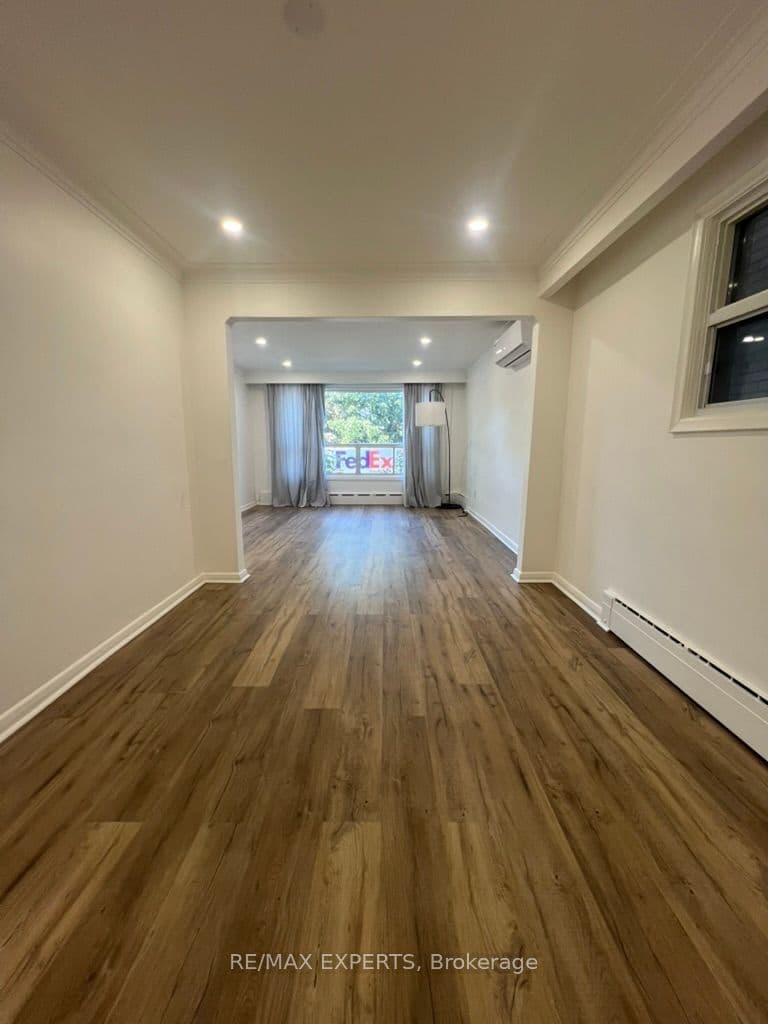 101 Kenwood Avenue 2, Toronto C03, ON M6C 2S1