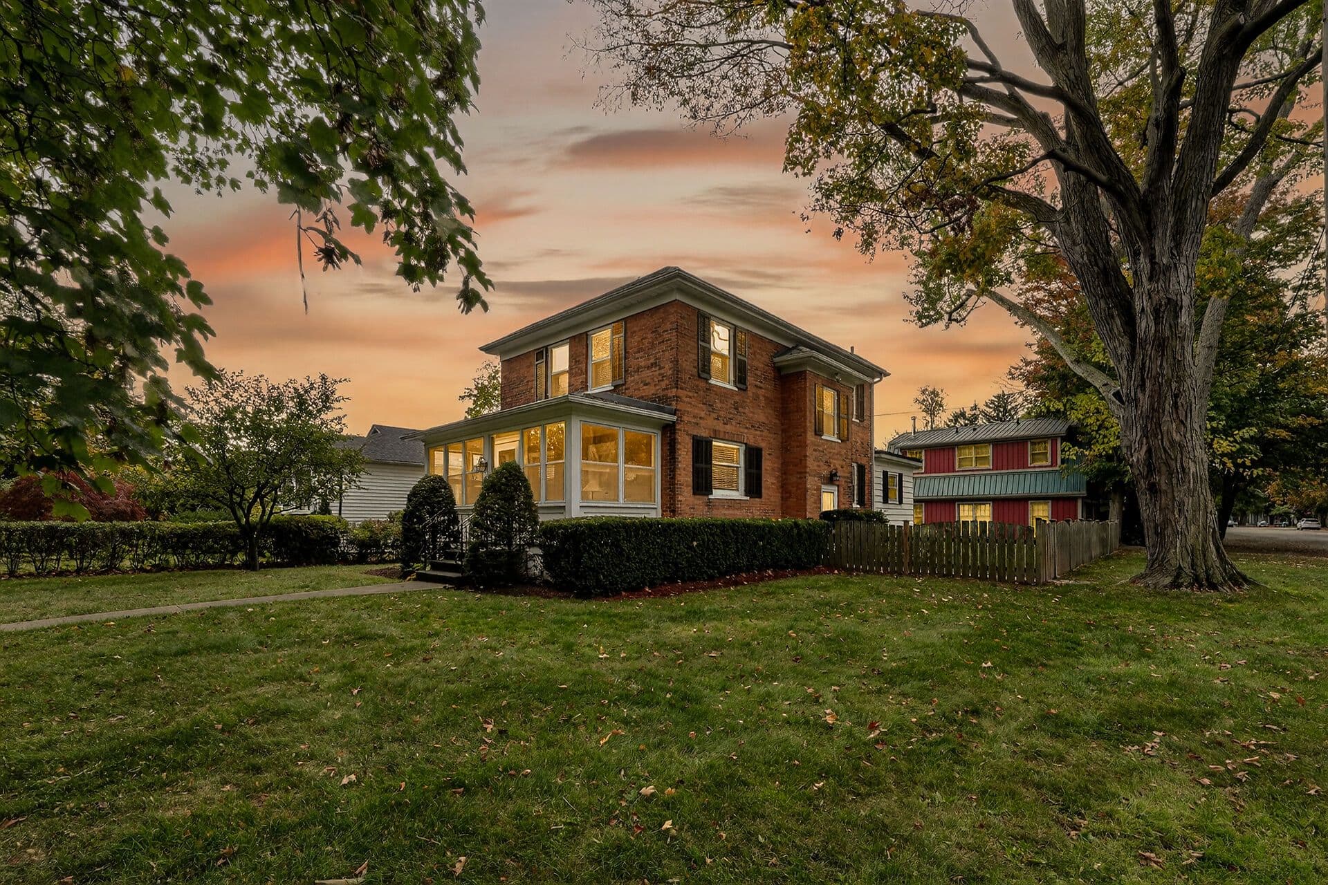 54 Platoff Street, Niagara-on-the-Lake, ON L0S 1J0