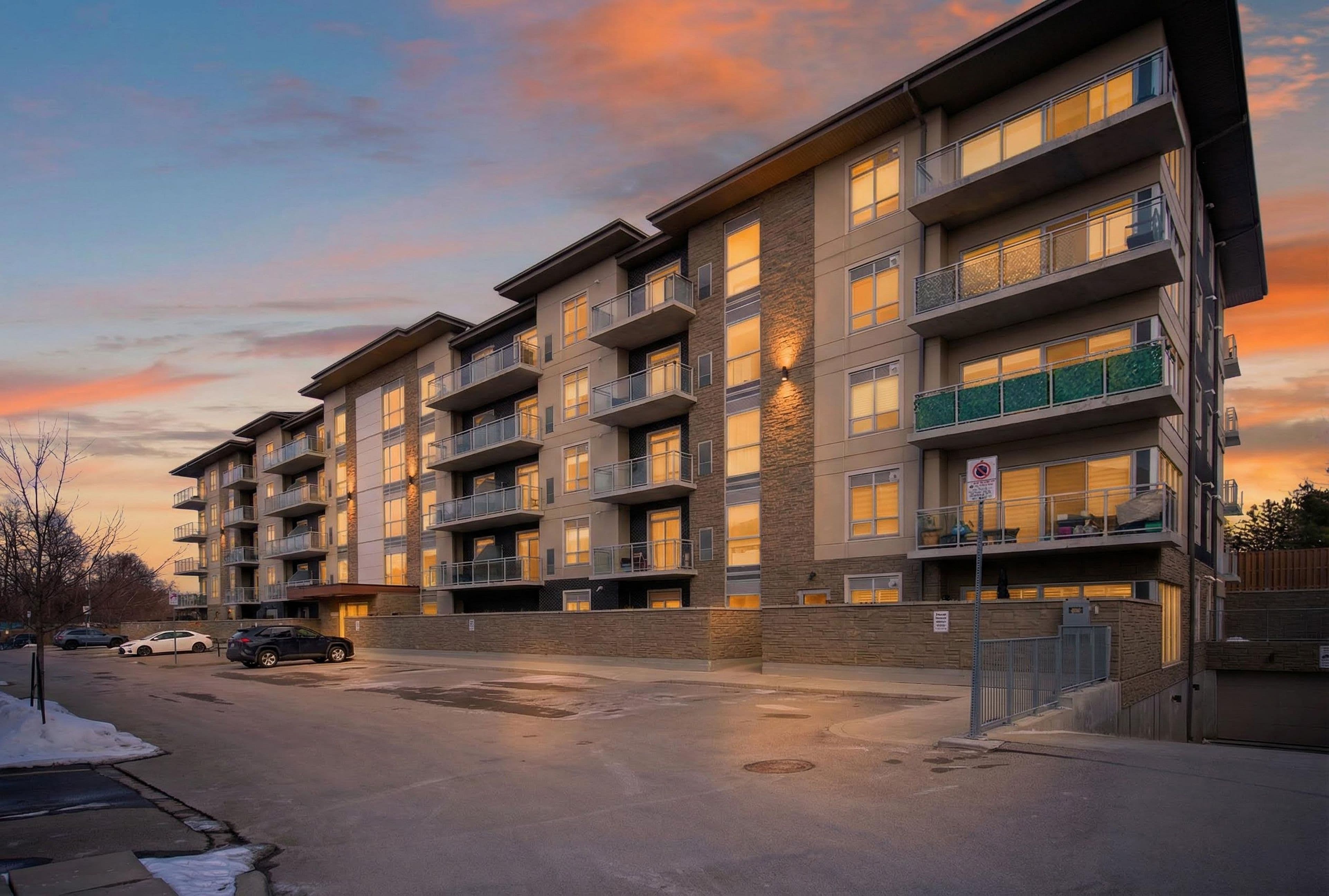 16 Markle Crescent 509, Hamilton, ON L9G 0H4