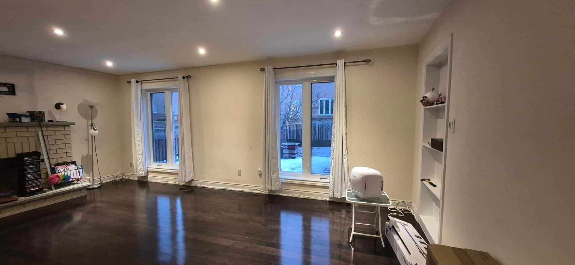 2213 Rodick Road Room In Main Floor, Markham, ON L6C 1R1