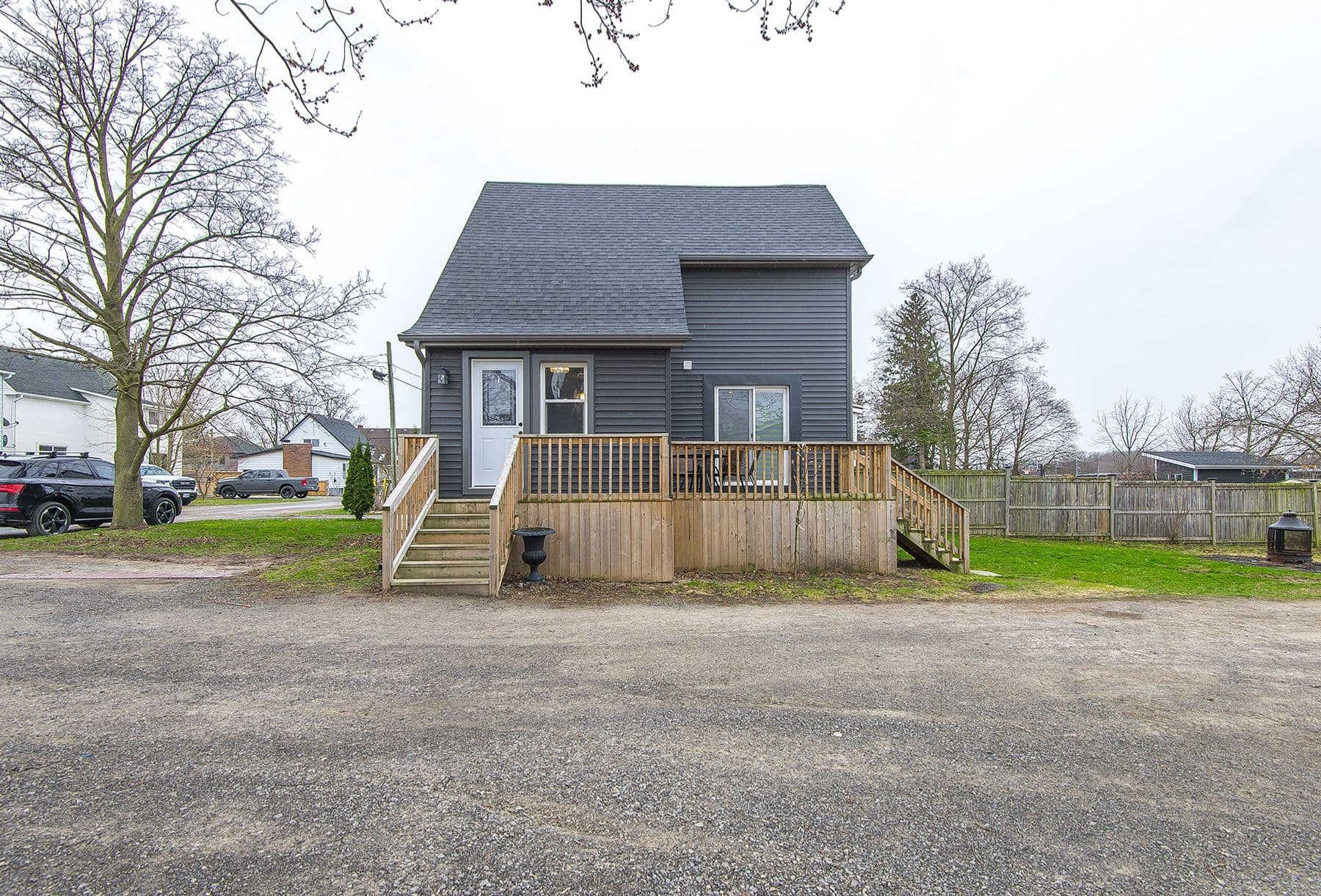 92 HODGKINS Avenue, Thorold, ON L2V 1M1
