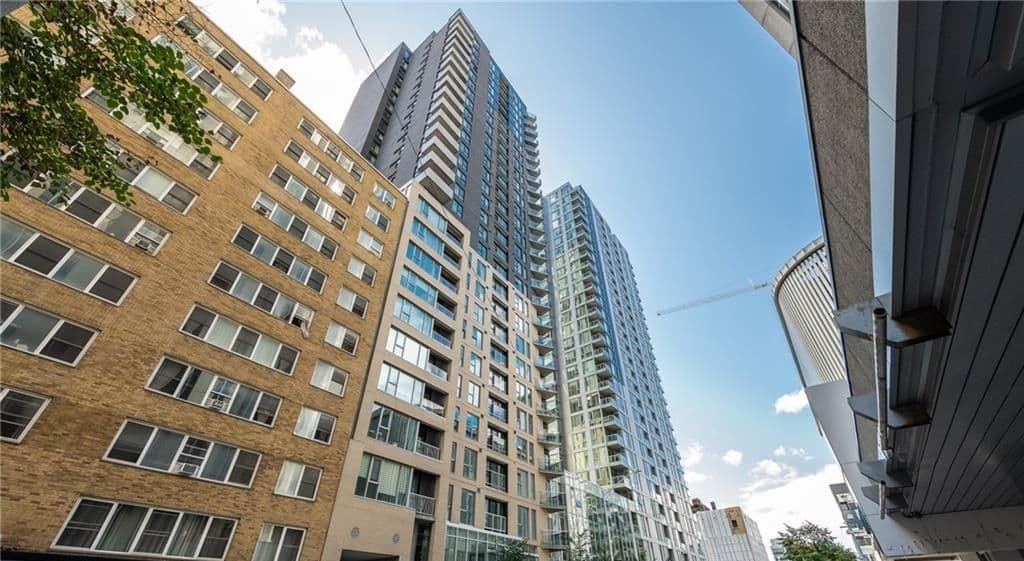 40 Nepean Street 2502, Ottawa Centre, ON K2P 0X5