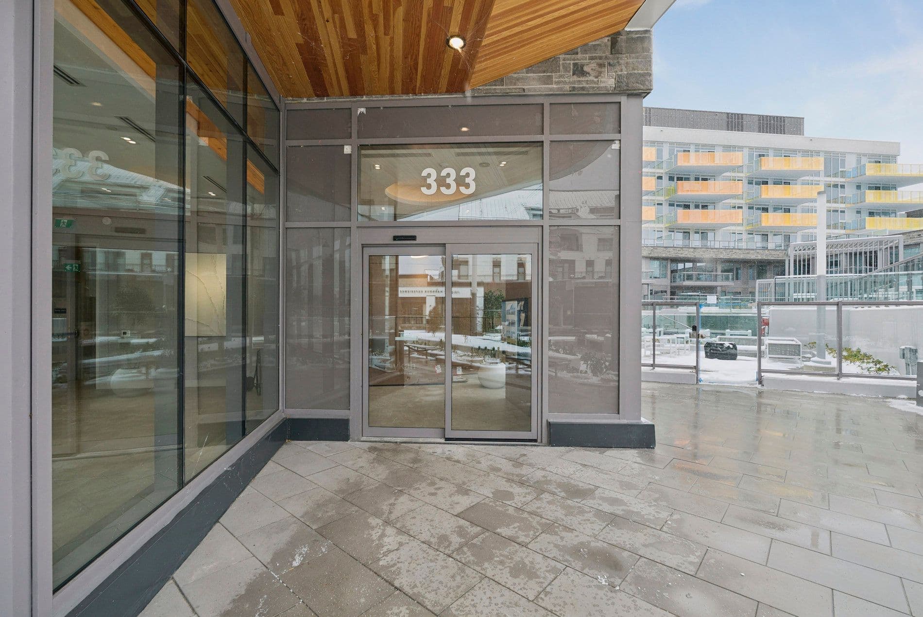 333 Sunseeker Avenue E 621, Innisfil, ON L9S 0R6