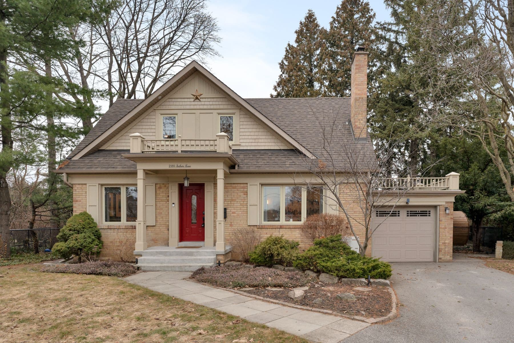 2184 Guthrie Lane, Mississauga, ON L4Y 1W9