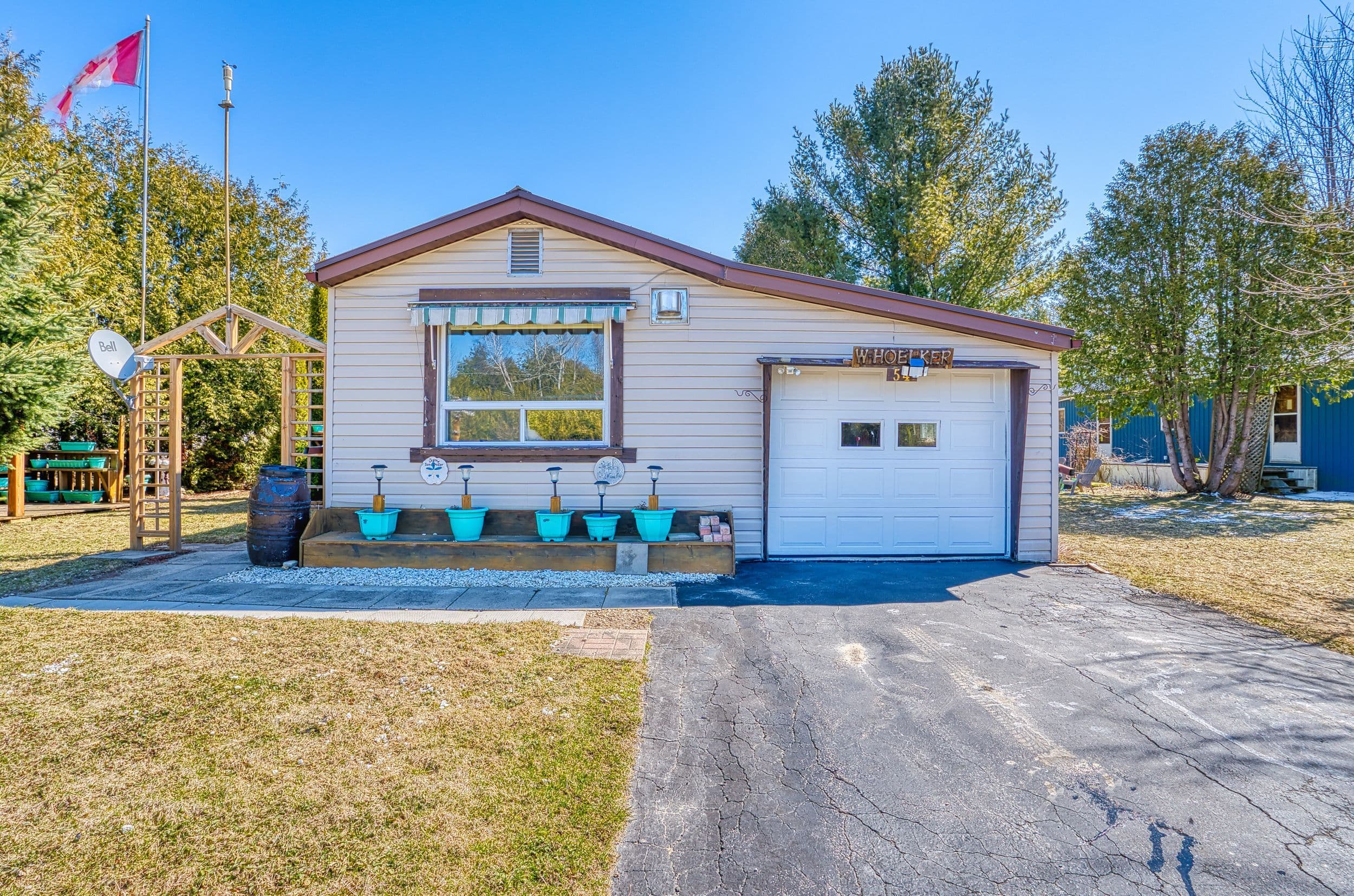 54 First Avenue, Wellington North, ON N0G 1A0