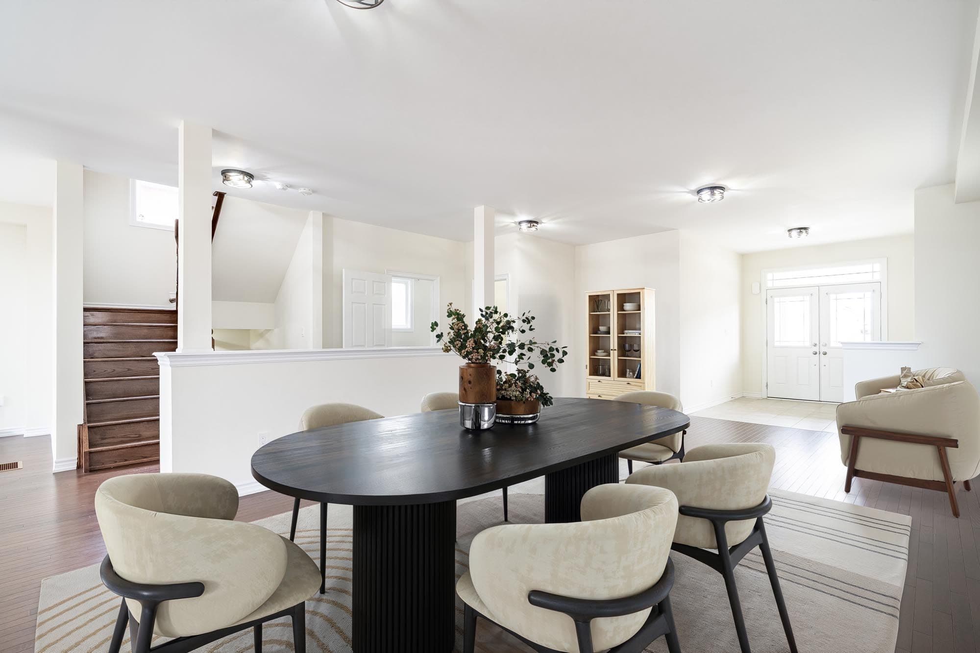 33 Pearl Street, Wasaga Beach, ON L9Z 0G9